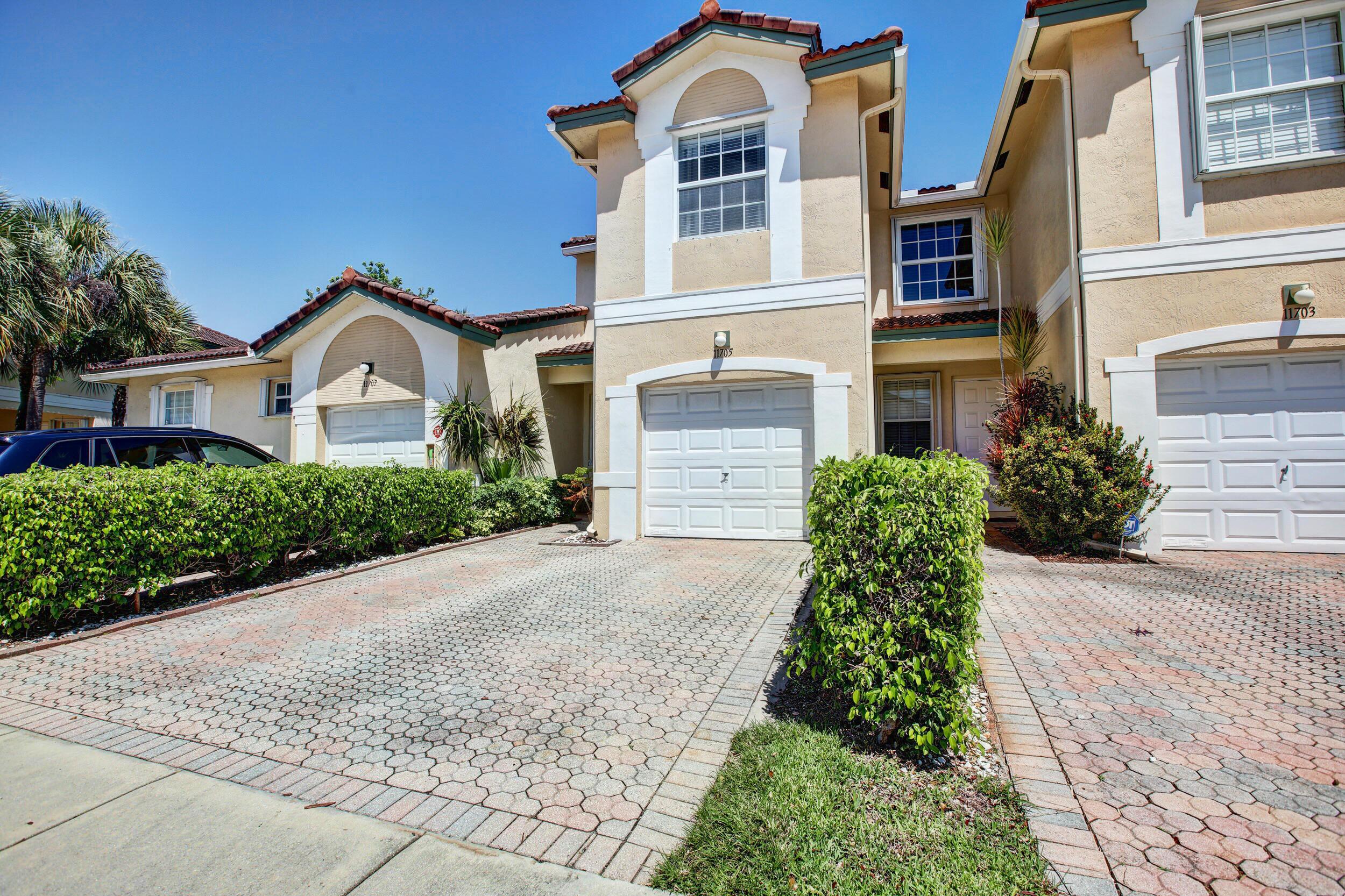 11705 NW 47th Drive, Coral Springs, FL 33076, Coral Springs - Photo 4
