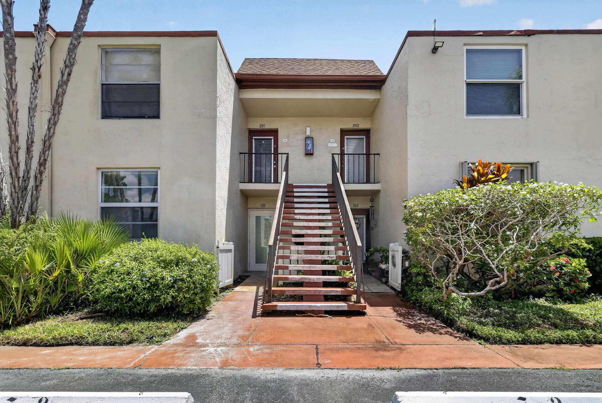 7 Willowbrook Lane 101, Delray Beach, FL 33446, Delray Beach - Photo 4