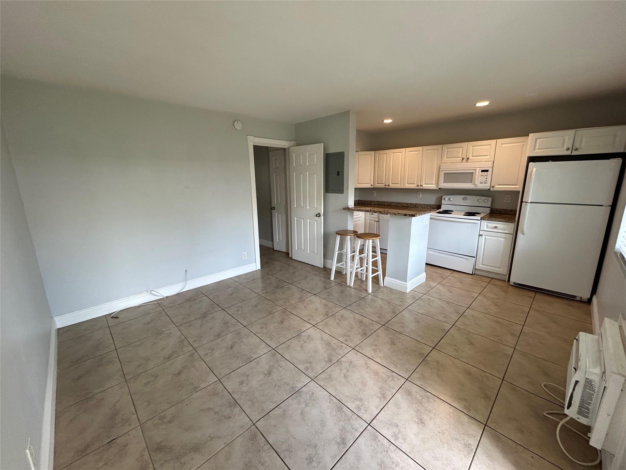 921 NE 17th Avenue 2, Fort Lauderdale, FL 33304, Fort Lauderdale