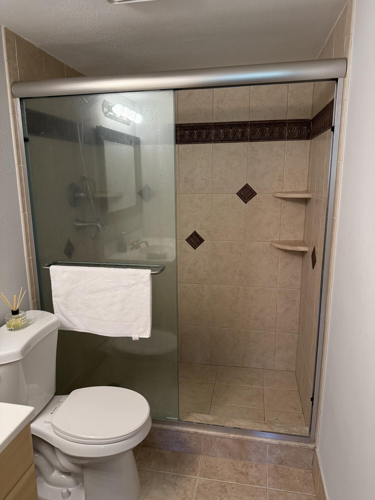 4272 NW 89th Avenue 103, Coral Springs, FL 33065, Coral Springs - Photo 4
