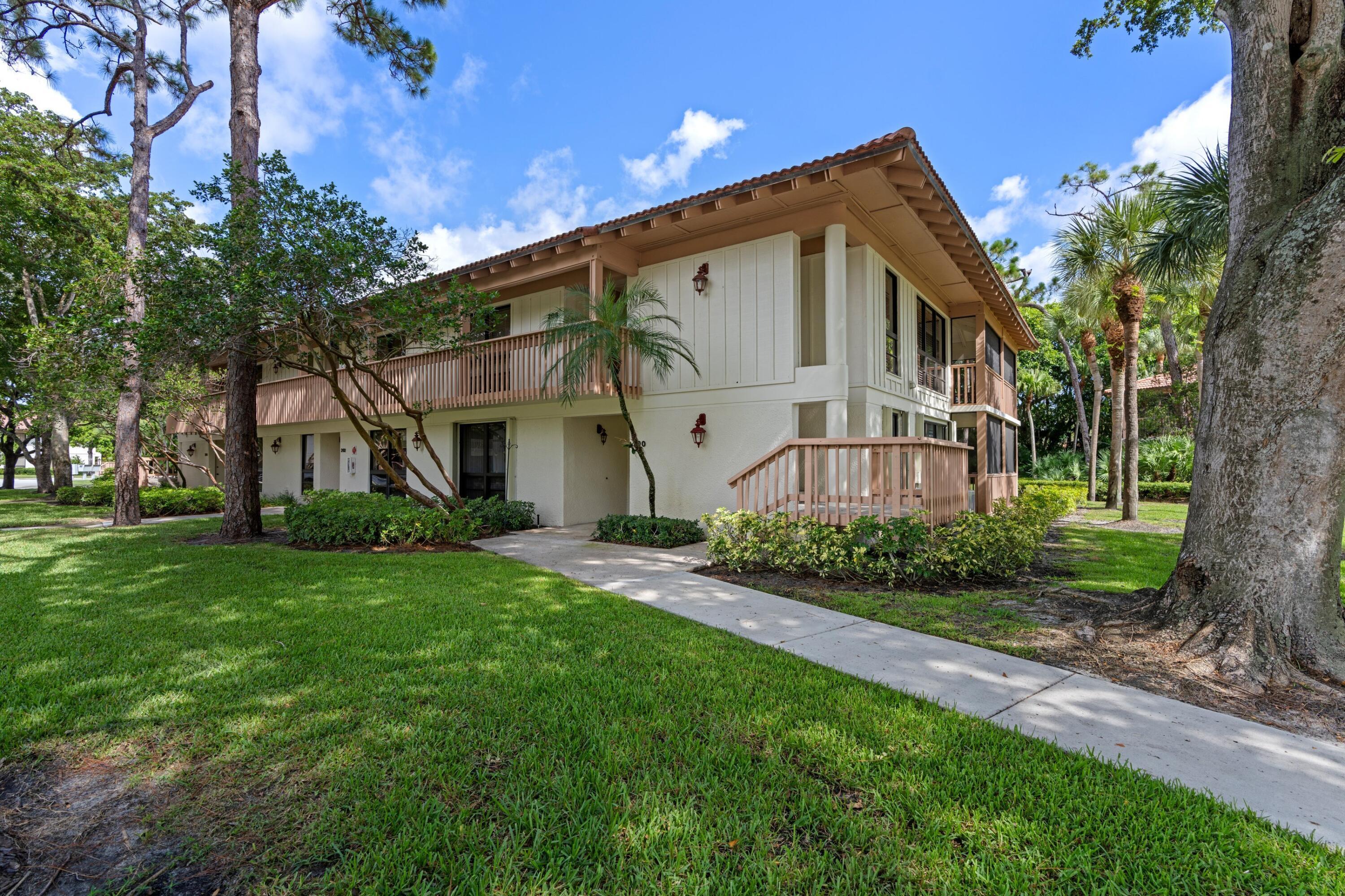200 Brackenwood Terrace, Palm Beach Gardens, FL 33418, Palm Beach Gardens - Photo 4