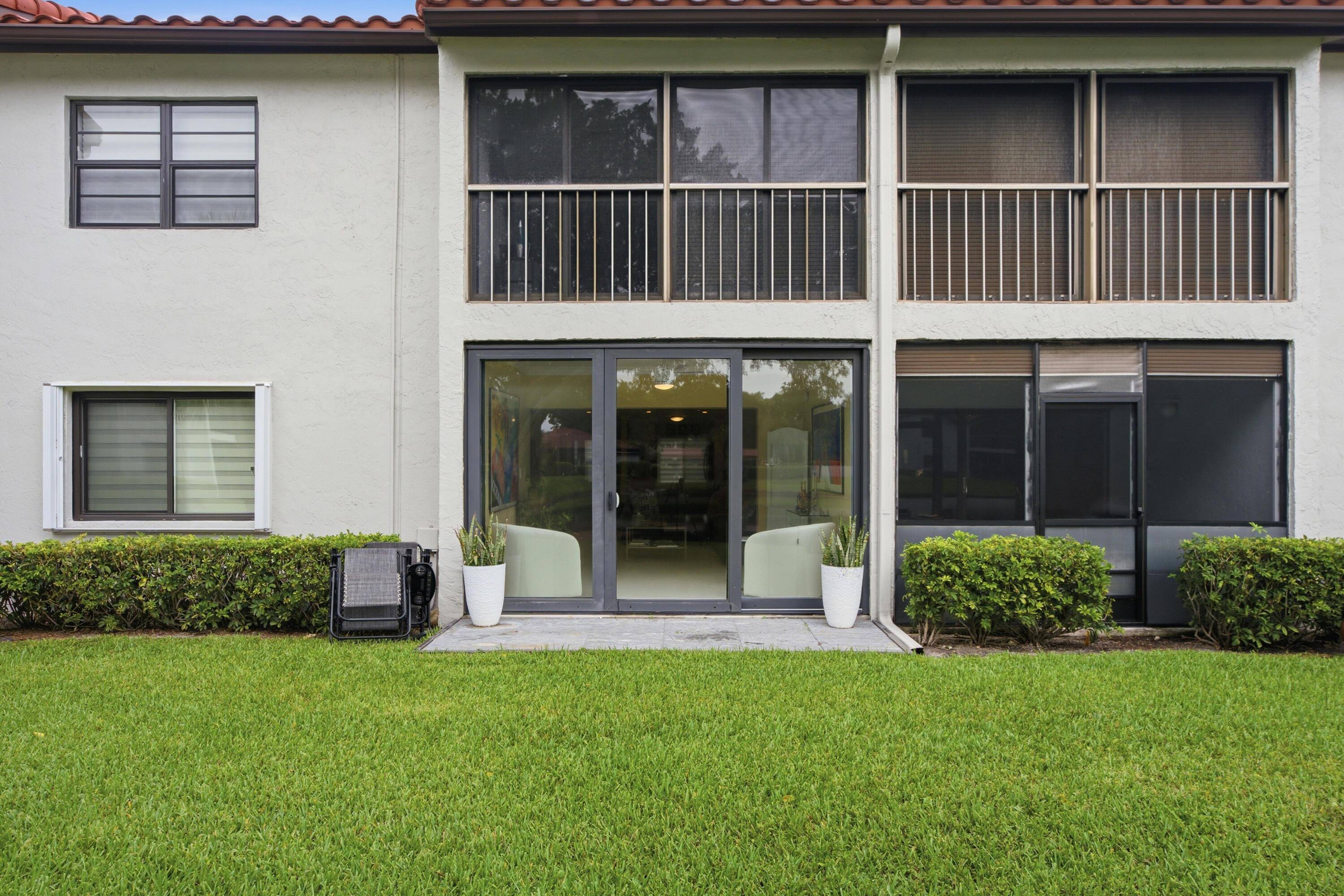 9232 Pecky Cypress Lane 2G, Boca Raton, FL 33428, Boca Raton - Photo 3
