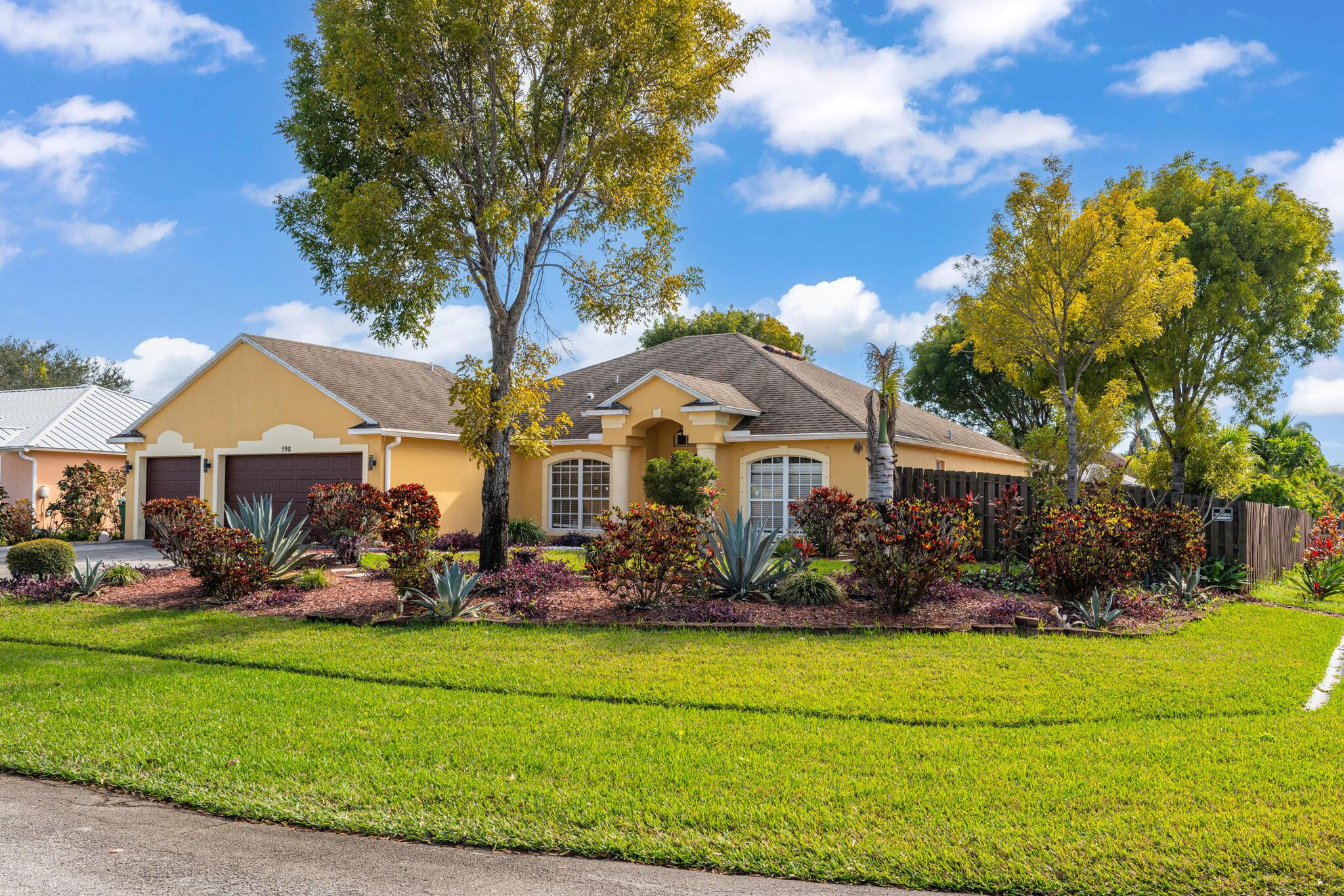 598 SW Kaabe Avenue, Port St. Lucie, FL 34953, Port St. Lucie