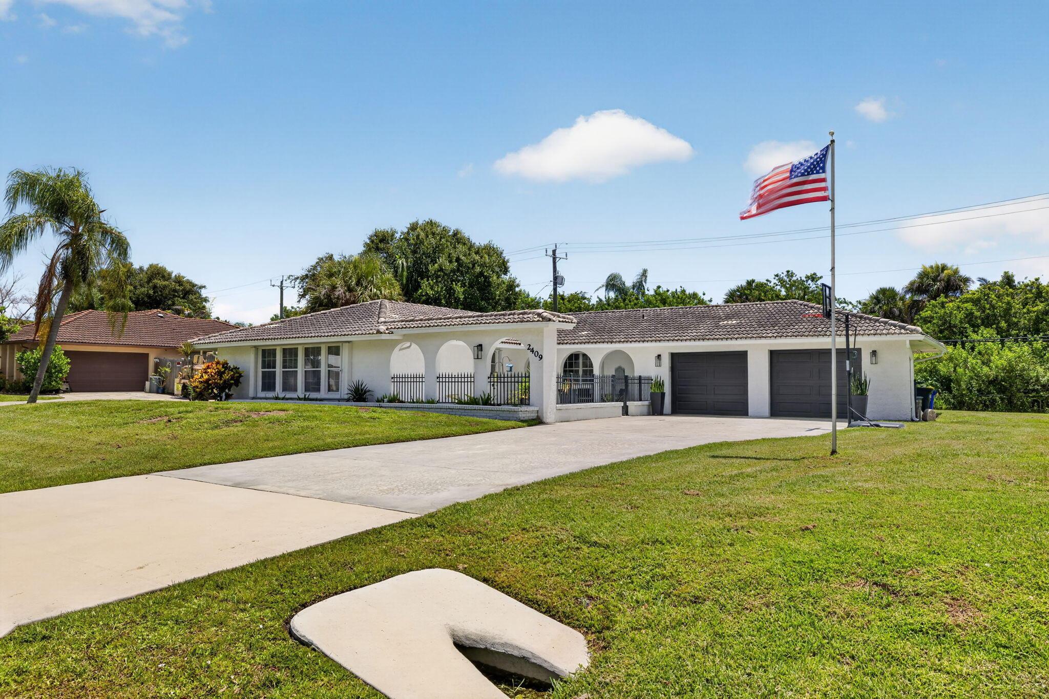 2409 NW Everglades Boulevard, Stuart, FL 34994, Stuart - Photo 2