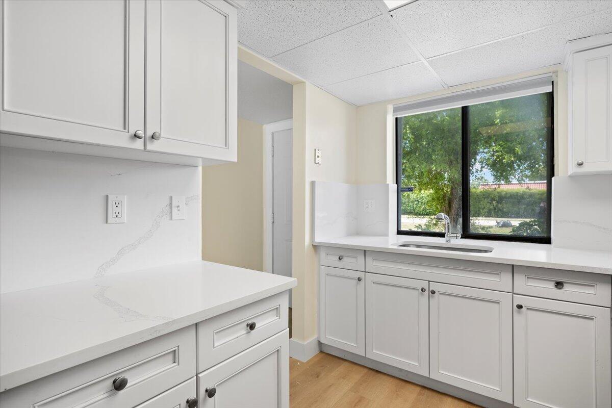 3666 PINEHURST Drive C, Lake Worth, FL 33467, Lake Worth - Photo 4
