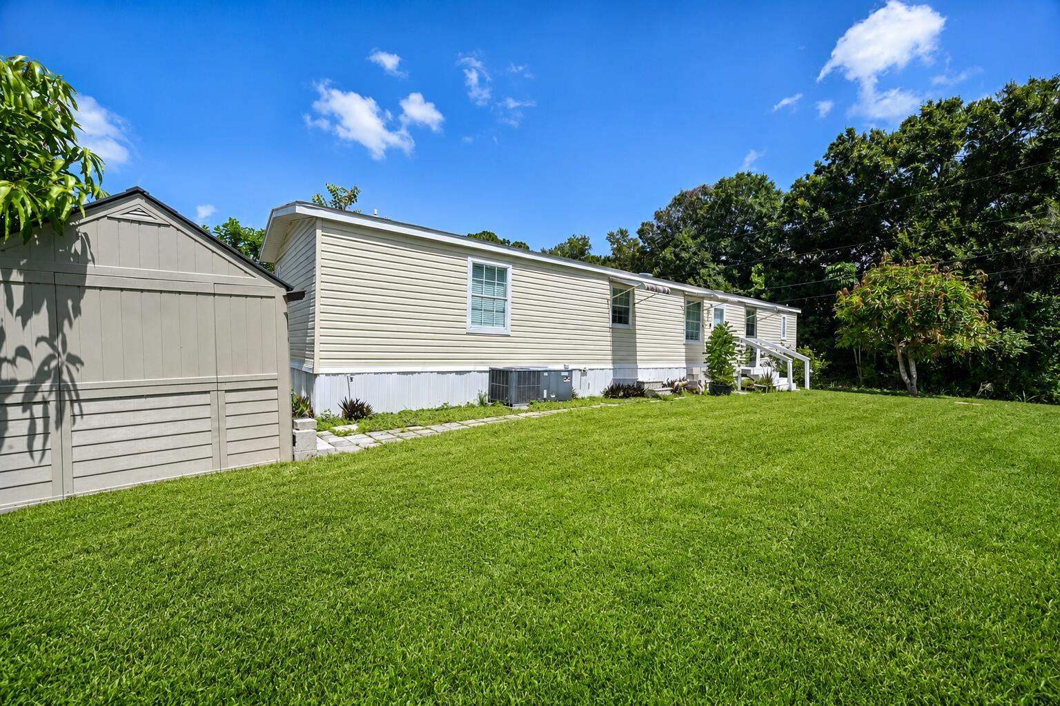 8137 SW WILDWOOD Drive, Stuart, FL 34997, Stuart