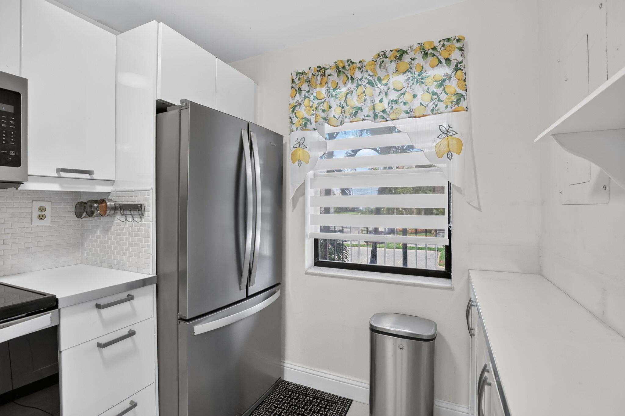 2793 NW 104th Avenue 203, Sunrise, FL 33322, Sunrise - Photo 5