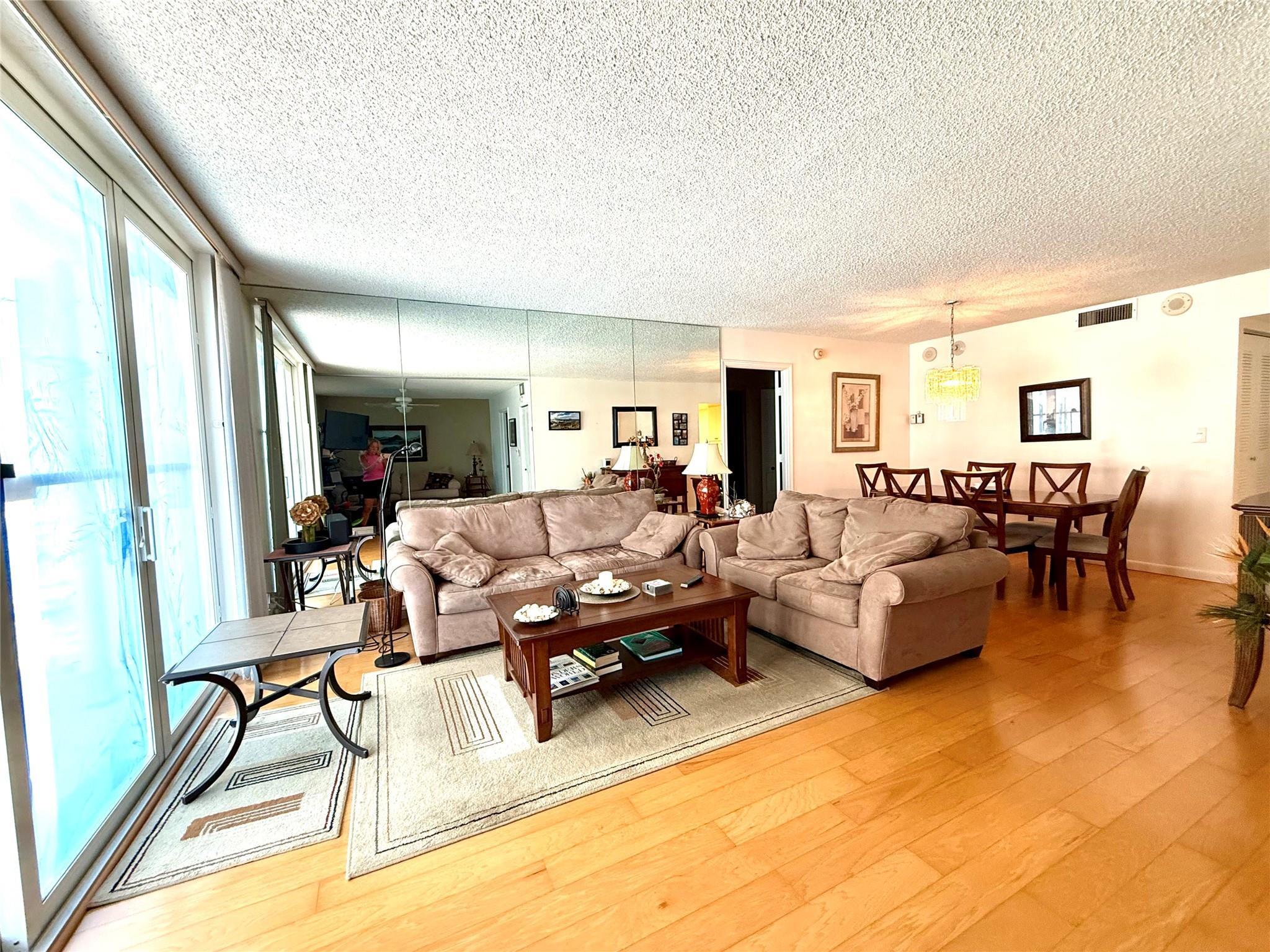 101 BRINY Avenue 1104, Pompano Beach, FL 33062, Pompano Beach - Photo 4