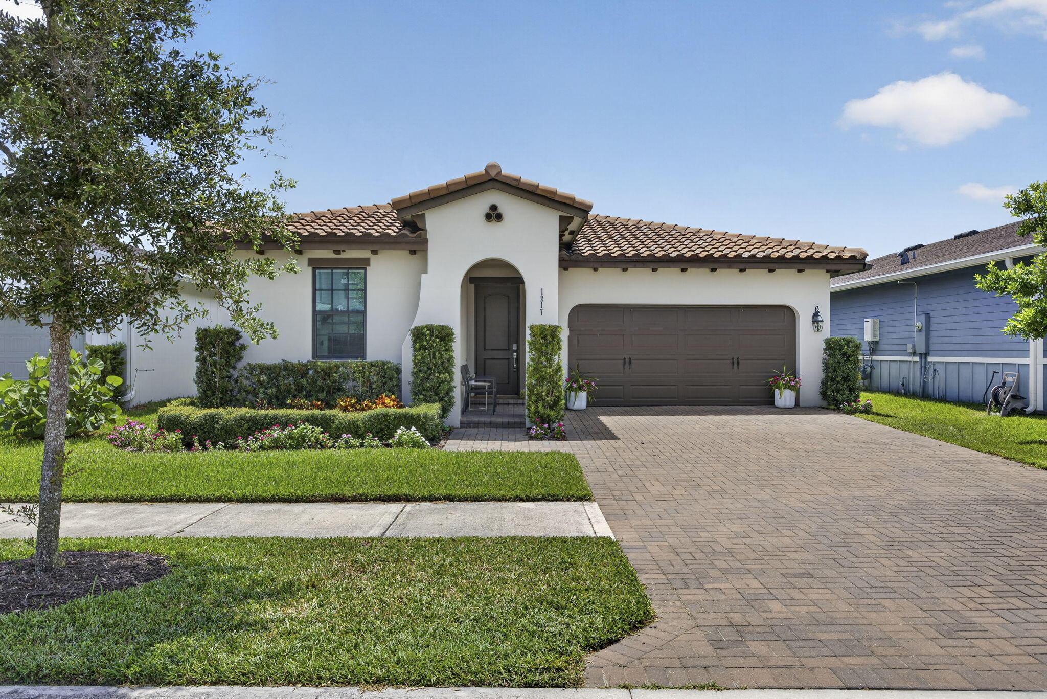 1217 Wandering Willow Way, Loxahatchee, FL 33470, Loxahatchee - Photo 2