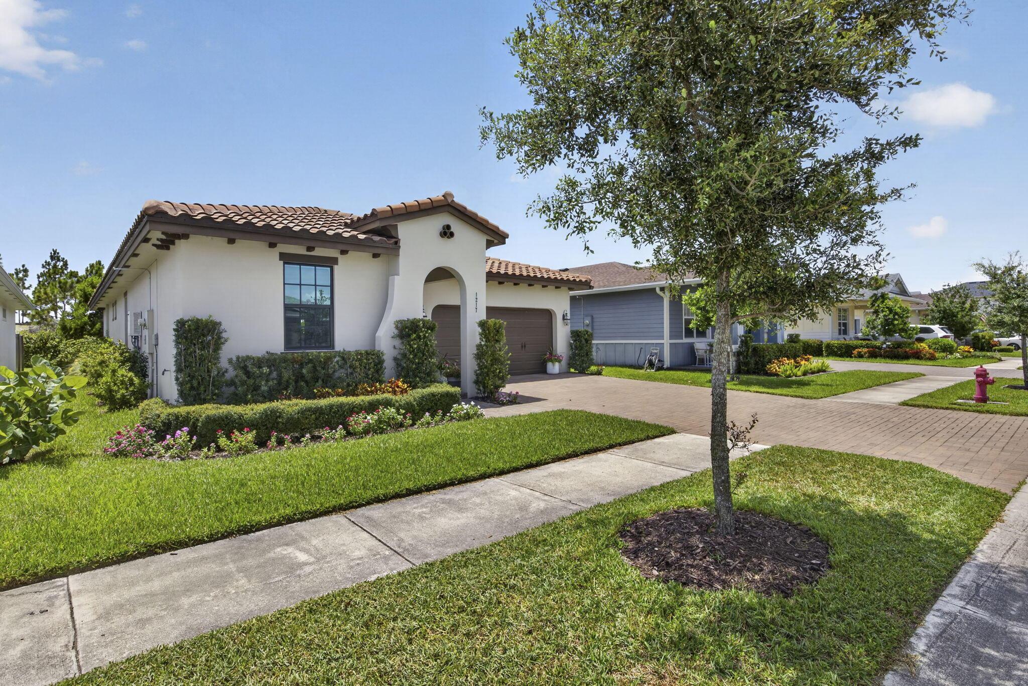 1217 Wandering Willow Way, Loxahatchee, FL 33470, Loxahatchee - Photo 3