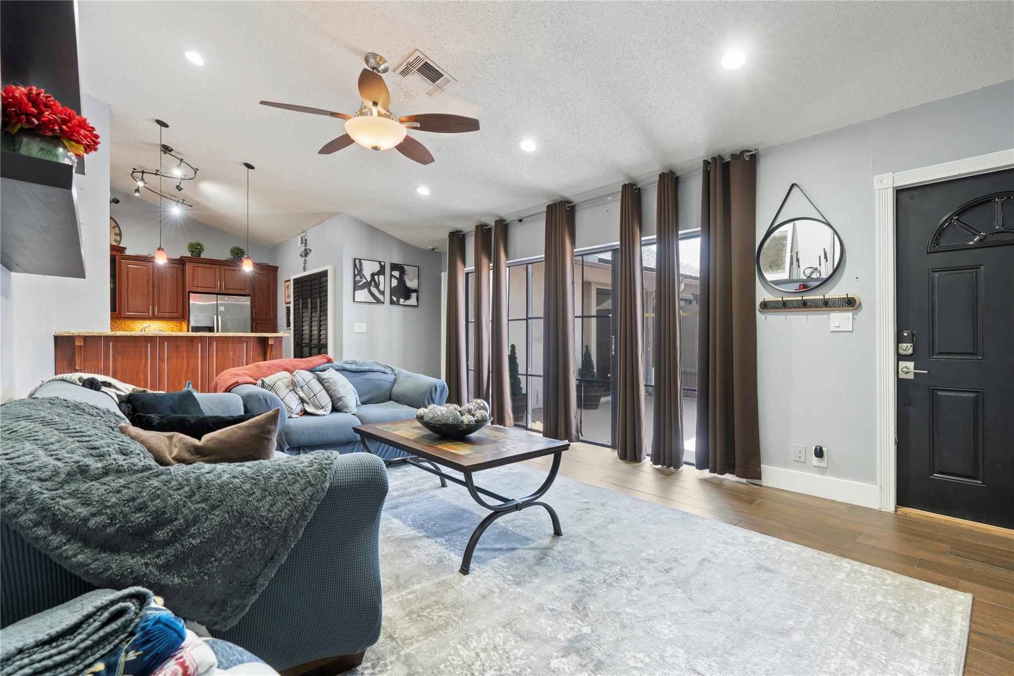 151 NW 115TH Avenue 405, Plantation, FL 33325, Plantation - Photo 2