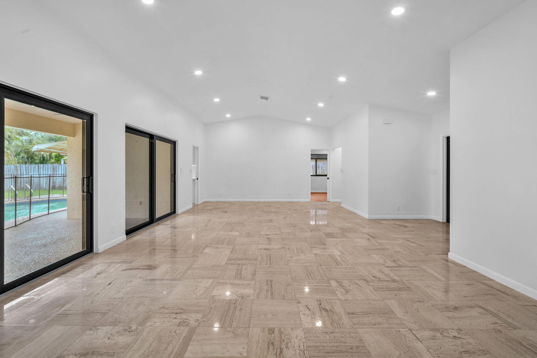 3020 N 34TH Street, Hollywood, FL 33021, Hollywood - Photo 5