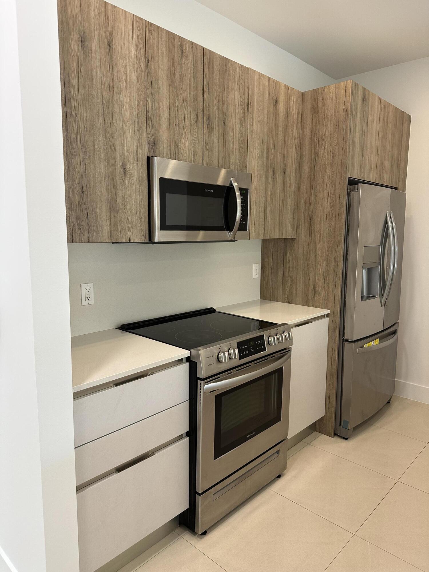 815 NE 17TH Avenue 3, Fort Lauderdale, FL 33304, Fort Lauderdale - Photo 4