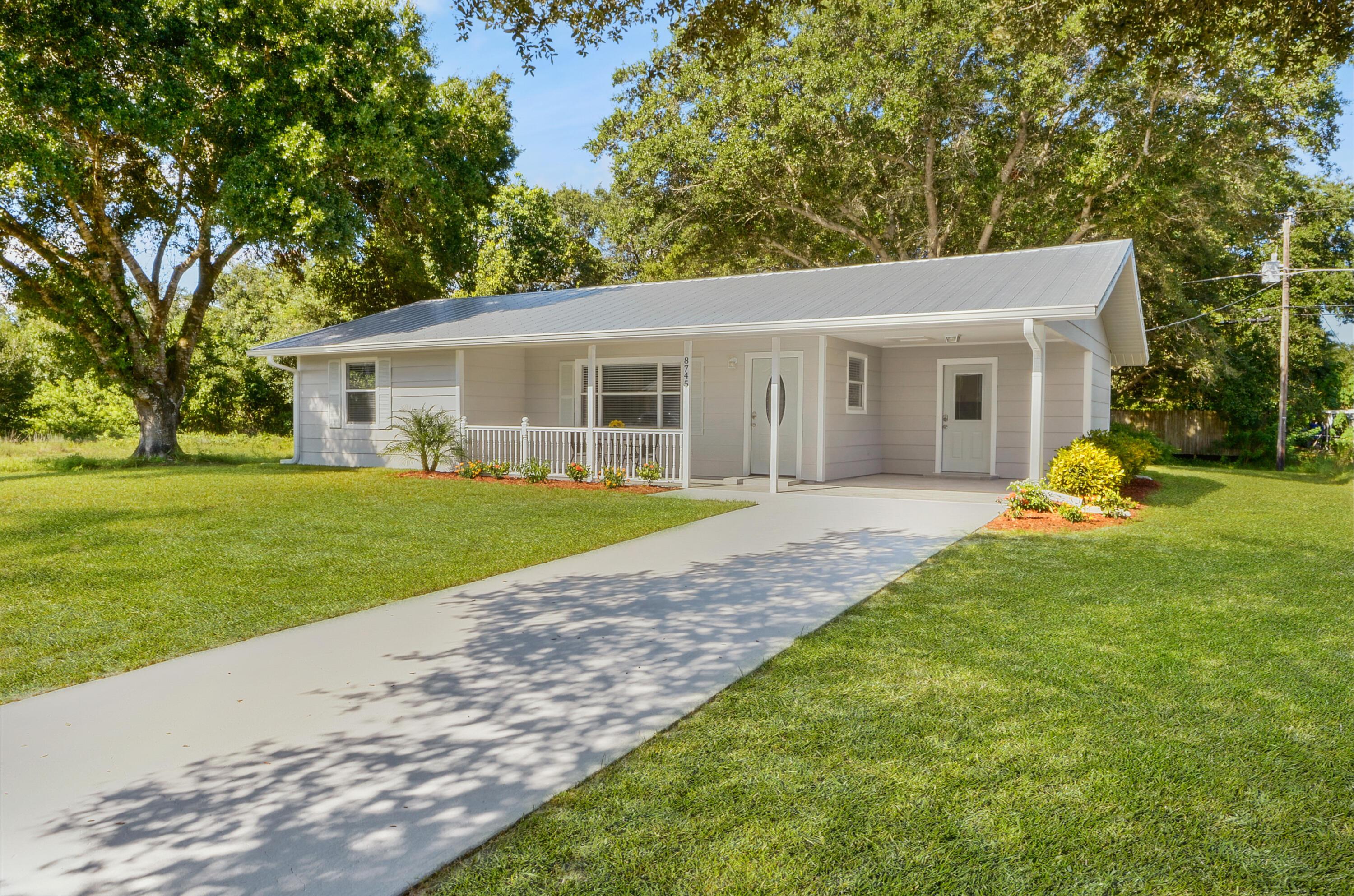 8745 98TH Court, Vero Beach, FL 32967, Vero Beach - Photo 2