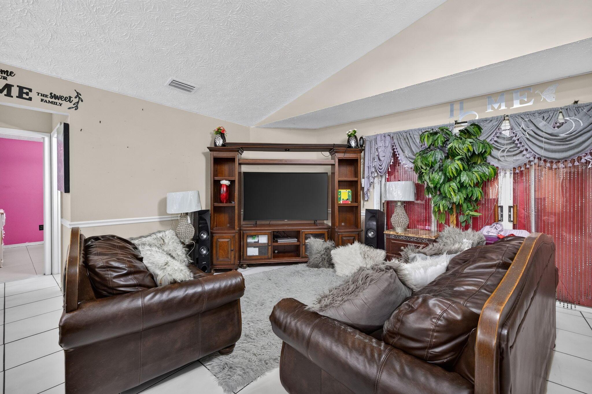 3586 SW PUMPKIN Street, Port St. Lucie, FL 34953, Port St. Lucie - Photo 5