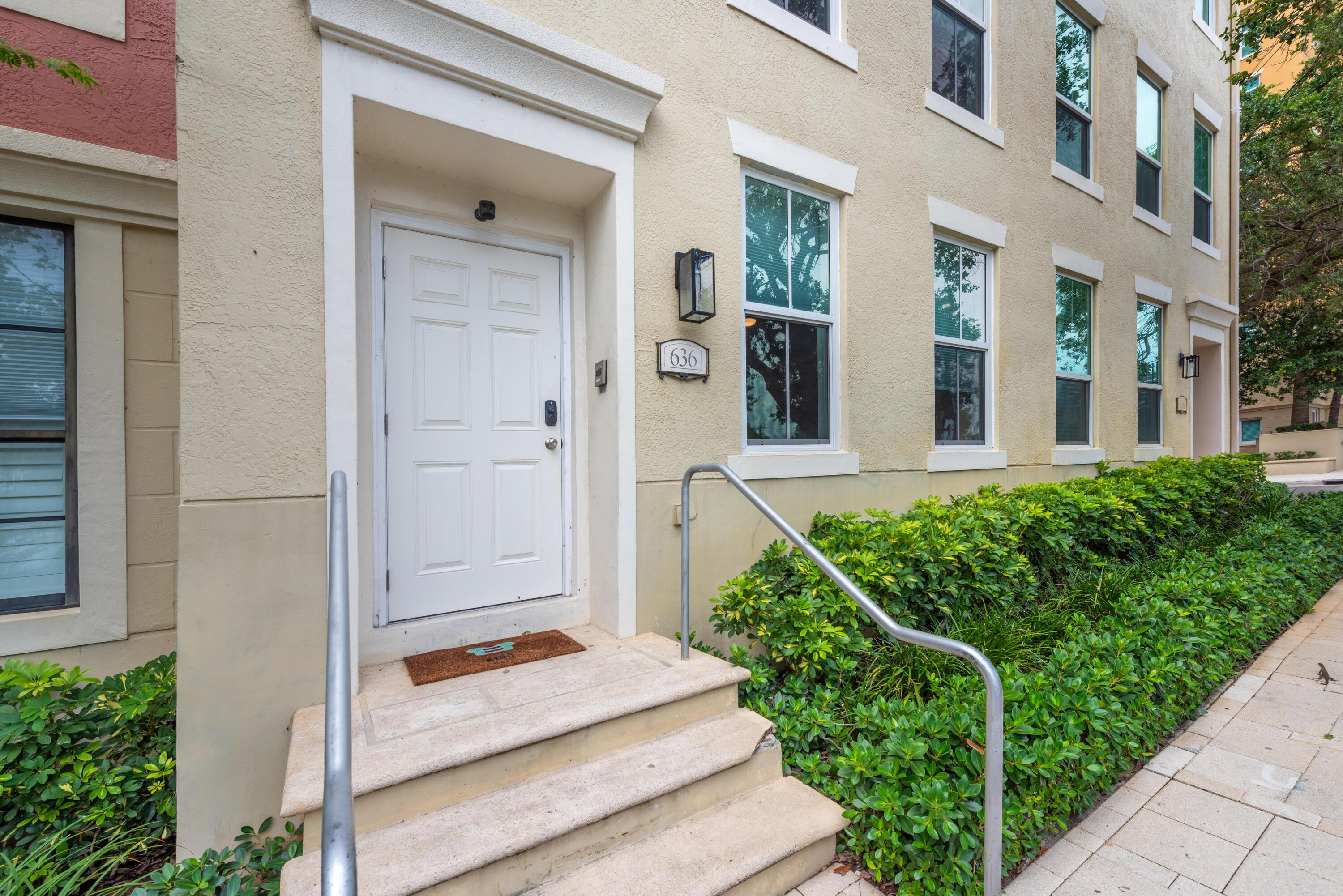 636 FERN Street, West Palm Beach, FL 33401, West Palm Beach - Photo 3