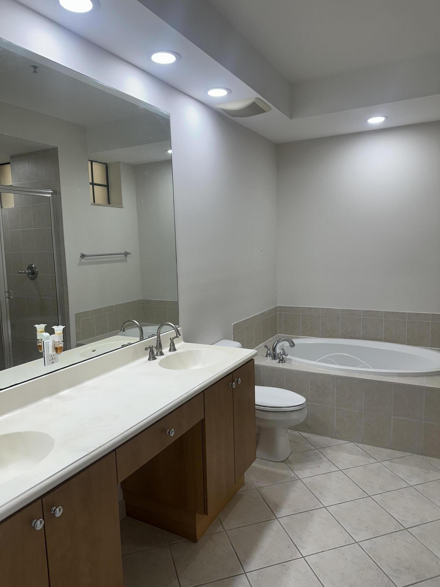 3020 NW 125th Avenue 315, Sunrise, FL 33323, Sunrise - Photo 3