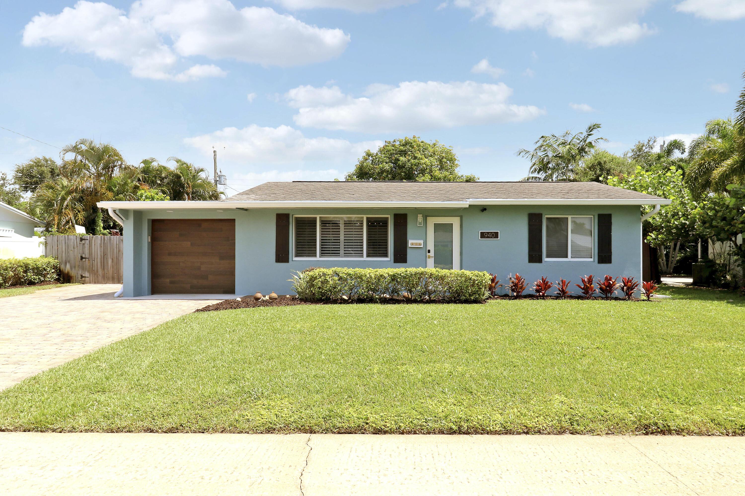 940 Dogwood Road, North Palm Beach, FL 33408, North Palm Beach