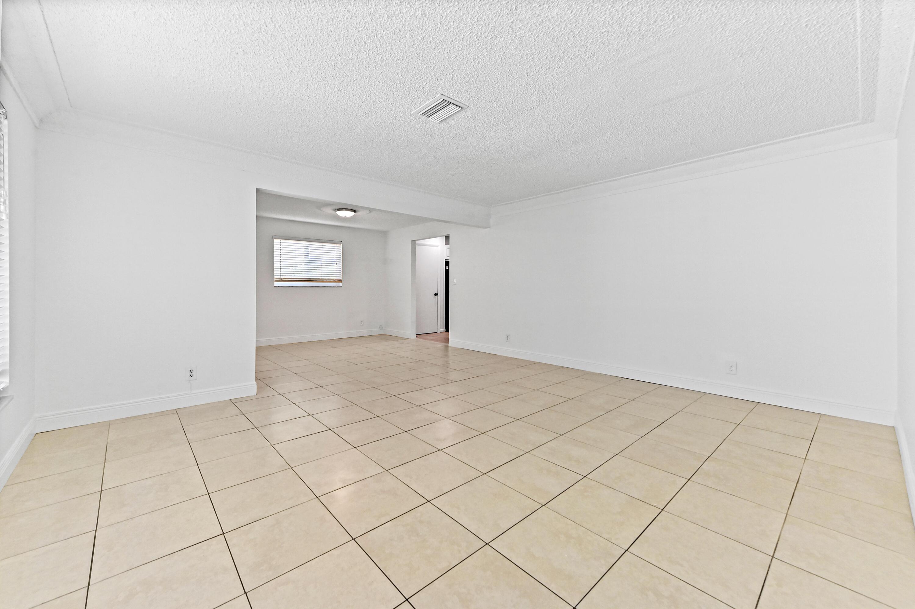 6575 NW 3RD Street, Margate, FL 33063, Margate - Photo 4