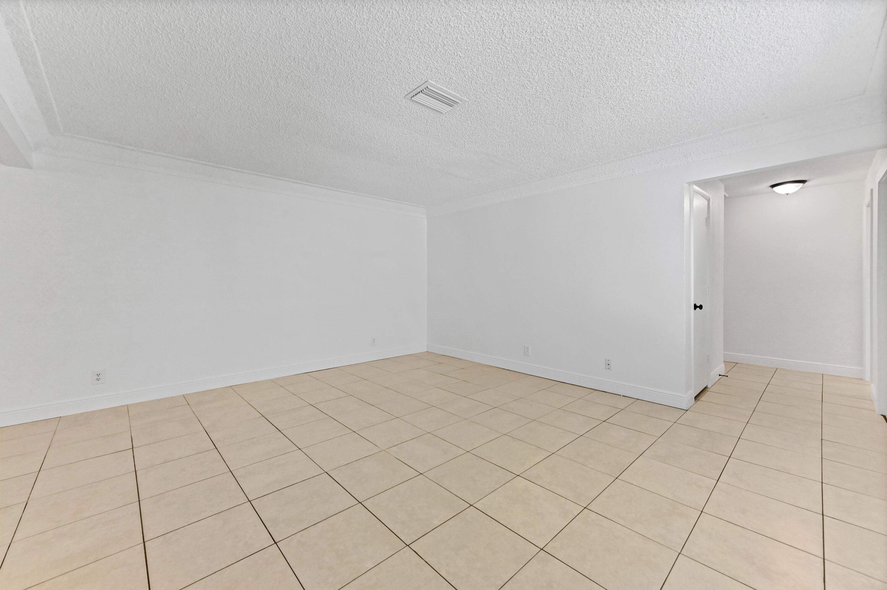 6575 NW 3RD Street, Margate, FL 33063, Margate - Photo 5