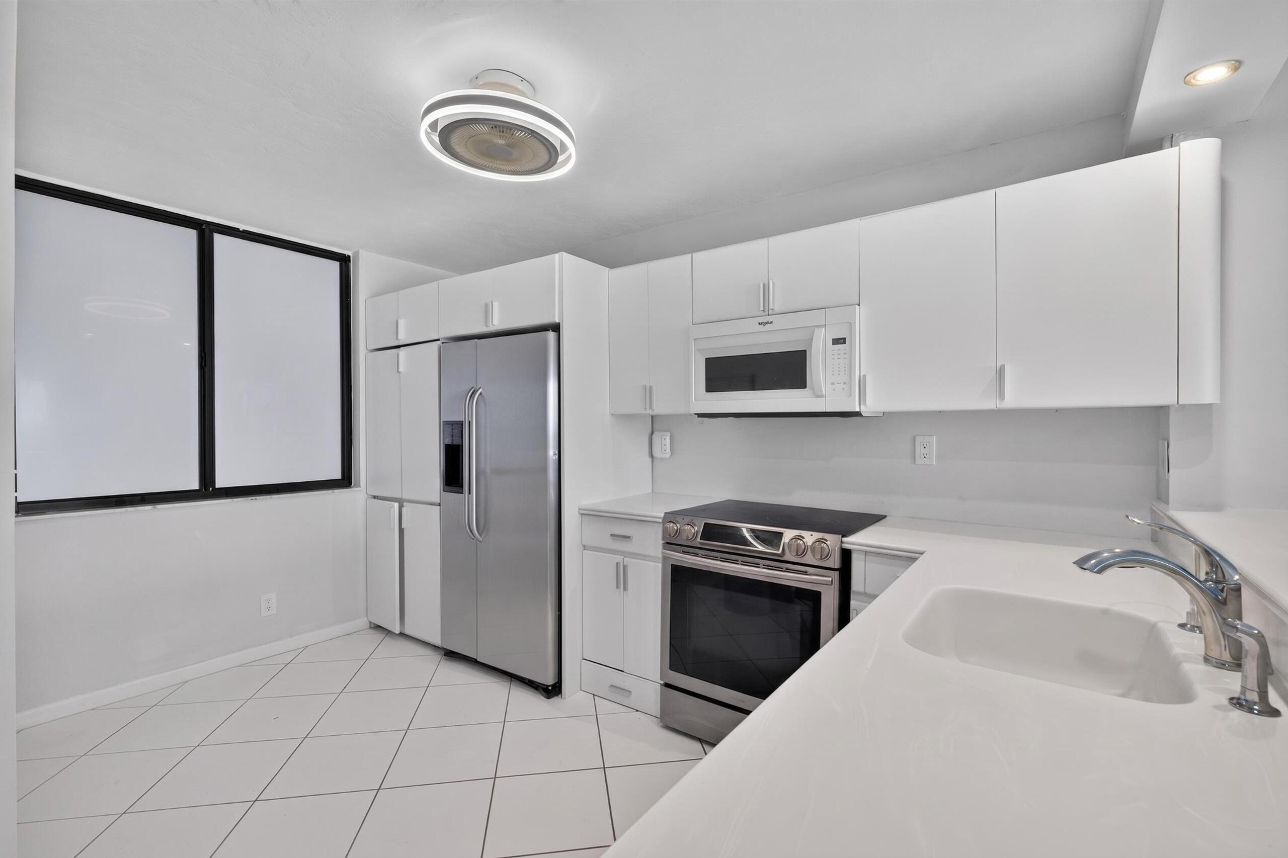 510 N Ocean Boulevard 410, Pompano Beach, FL 33062, Pompano Beach - Photo 3