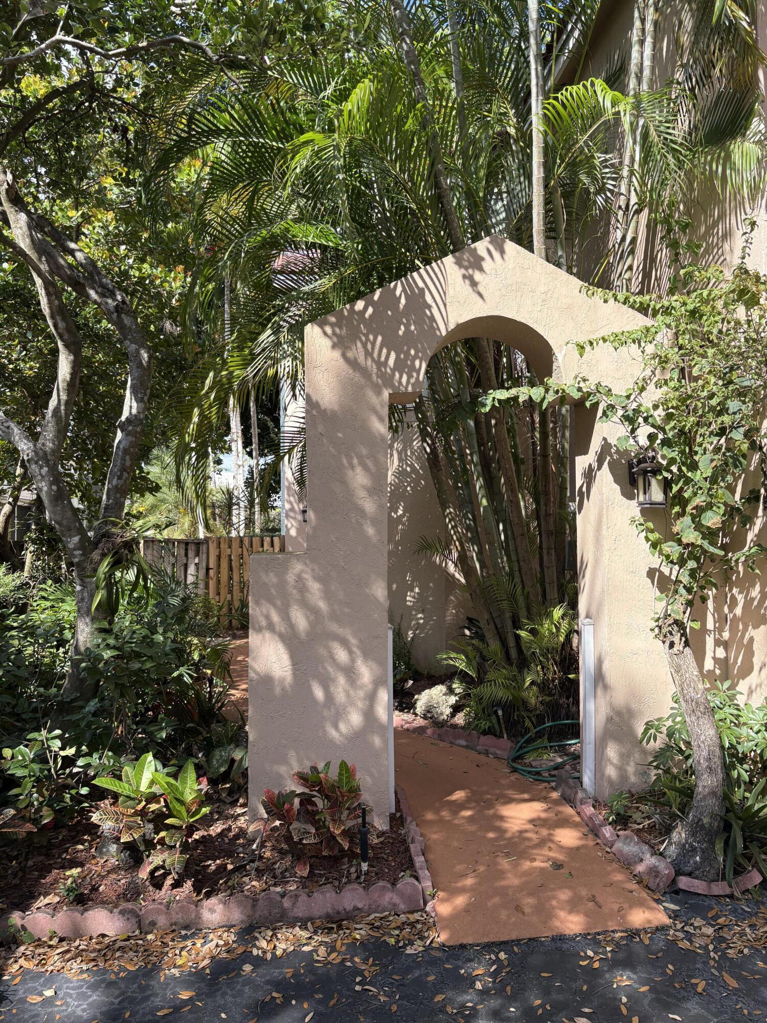 10019 NW 5 Street, Plantation, FL 33324, Plantation - Photo 3
