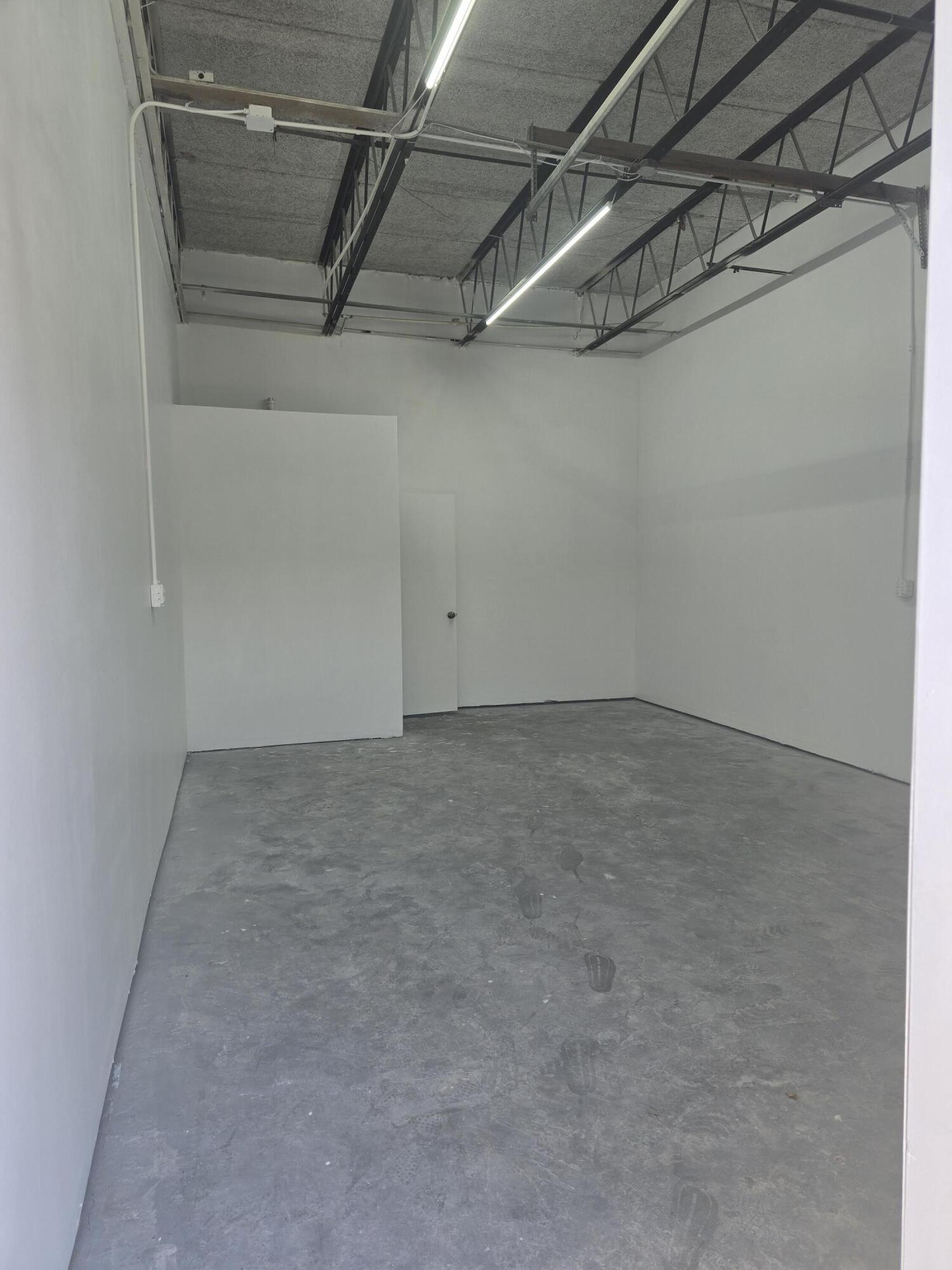 1705 Donna Road 33, West Palm Beach, FL 33409, West Palm Beach