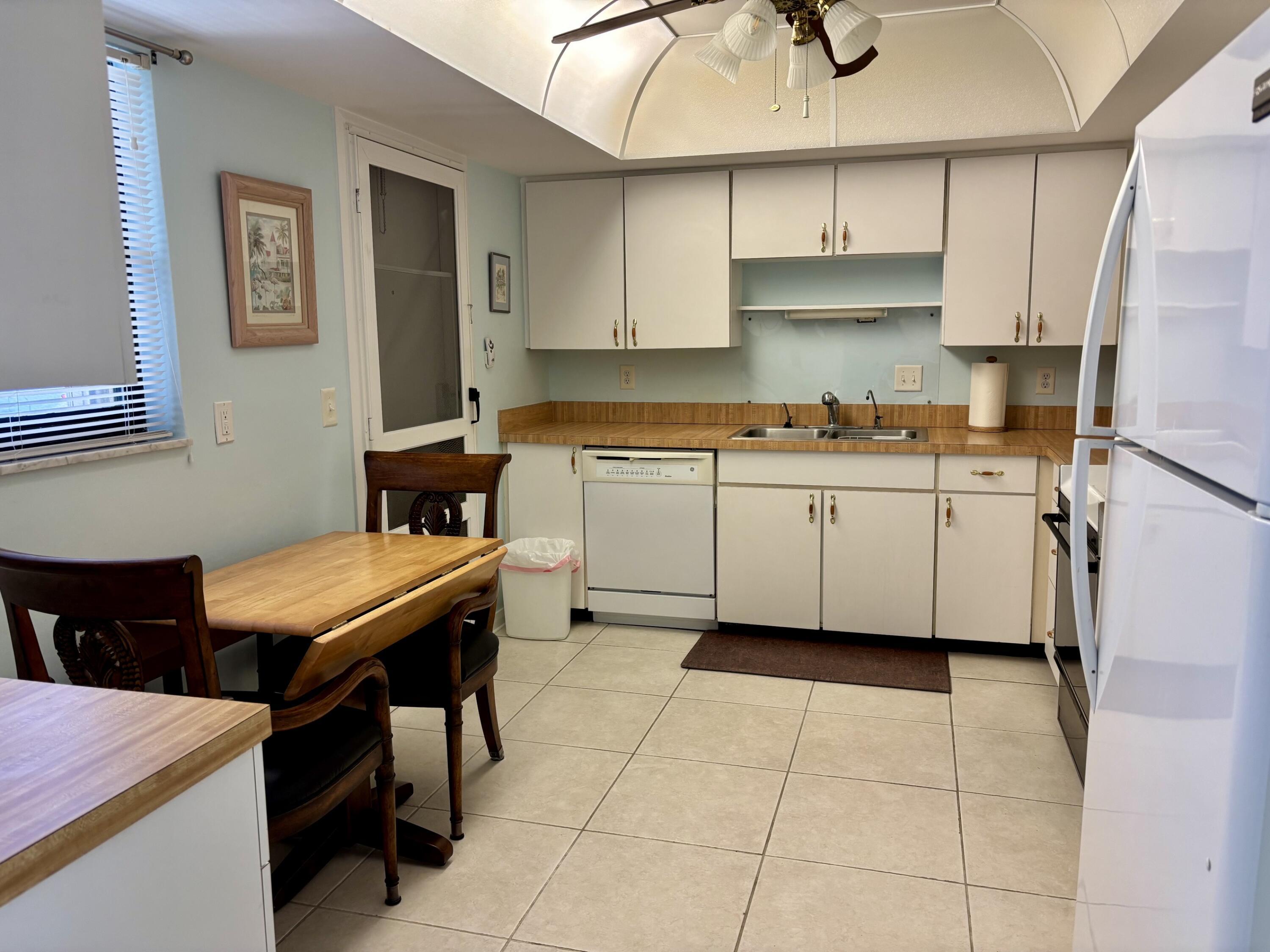 3 SE Turtle Creek Drive A, Tequesta, FL 33469, Tequesta - Photo 4