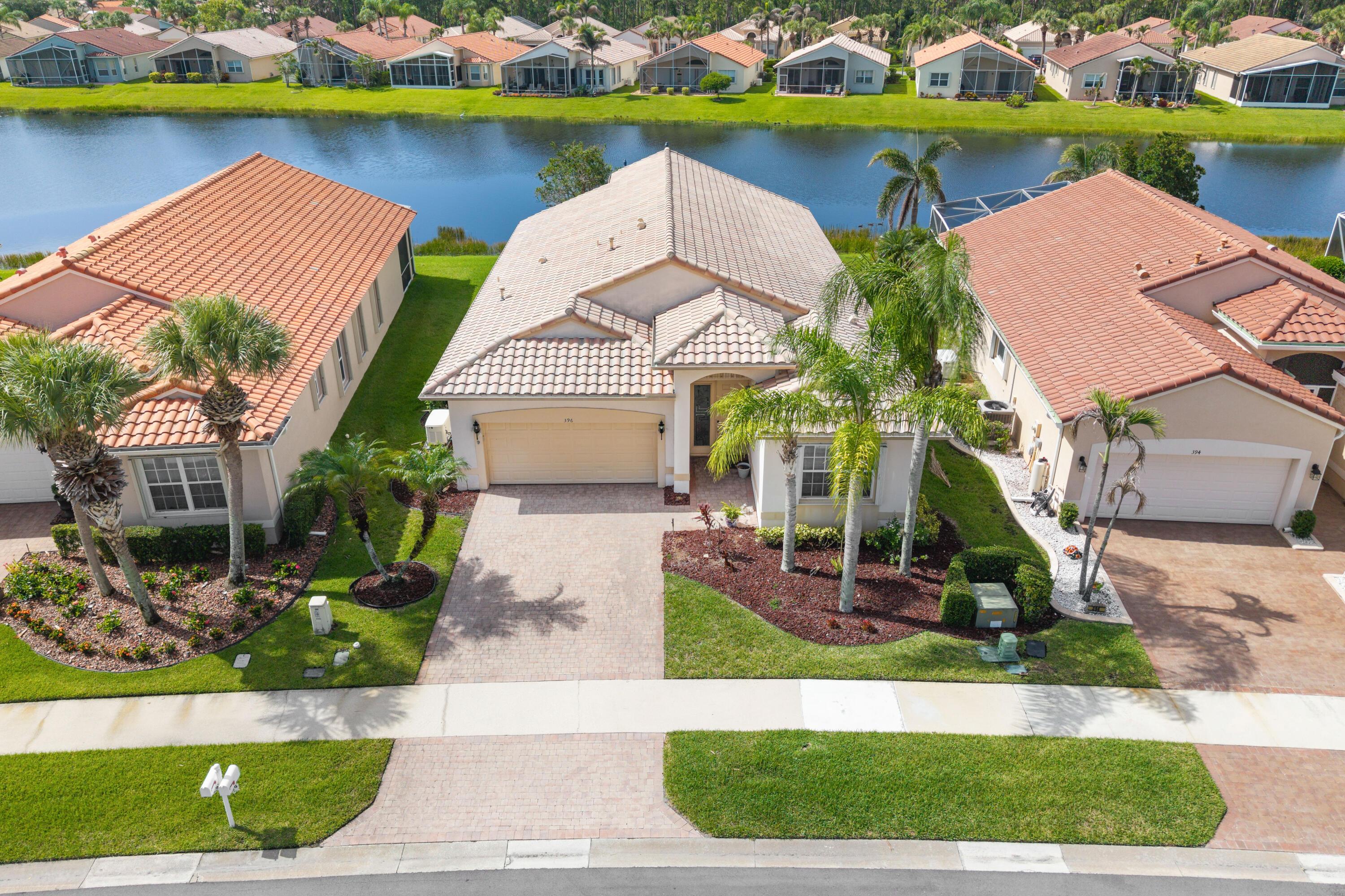 396 NW SPRINGVIEW Loop, Port St. Lucie, FL 34986, Port St. Lucie - Photo 3