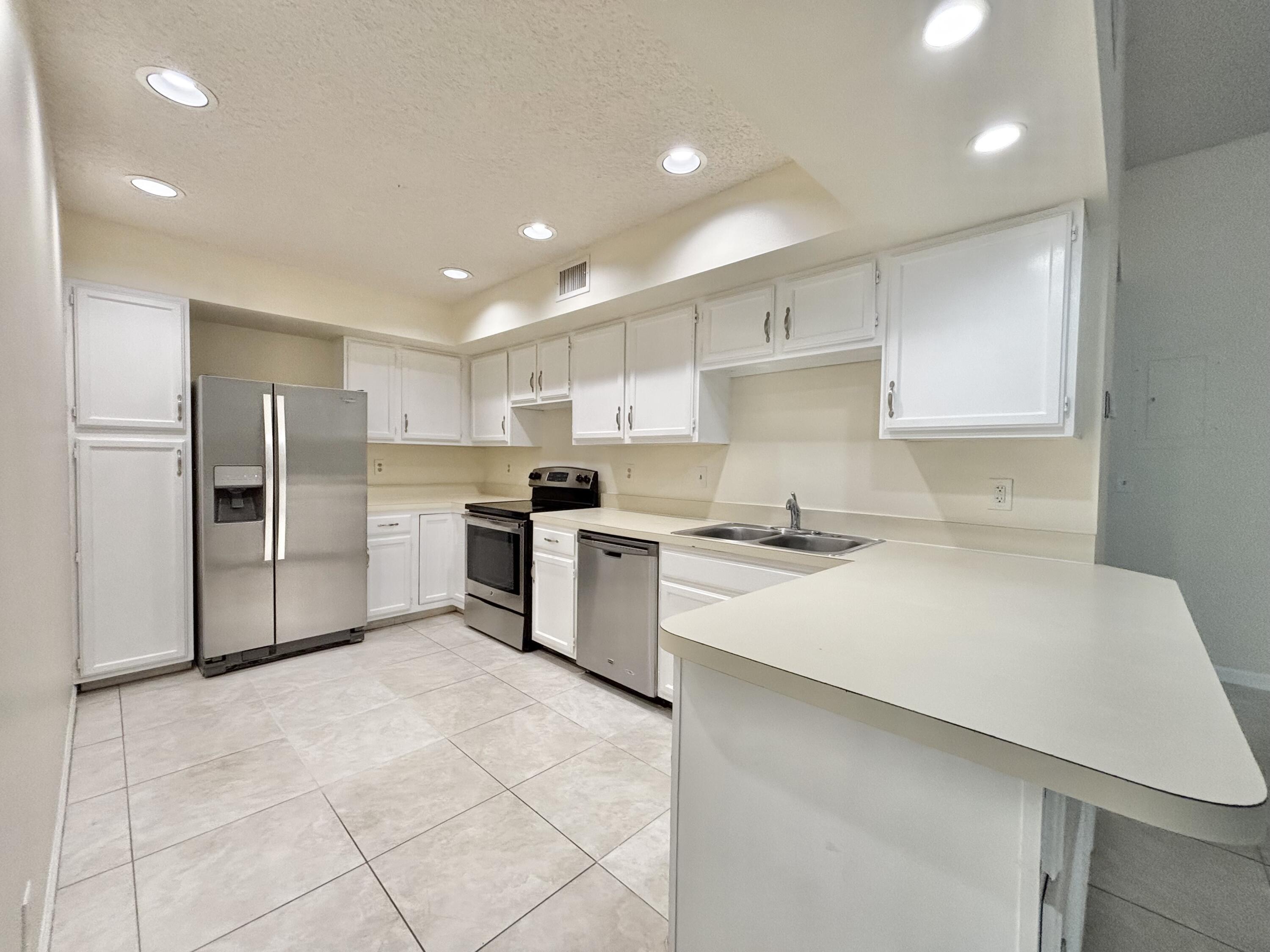 3151 Leewood Terrace L229, Boca Raton, FL 33431, Boca Raton - Photo 2
