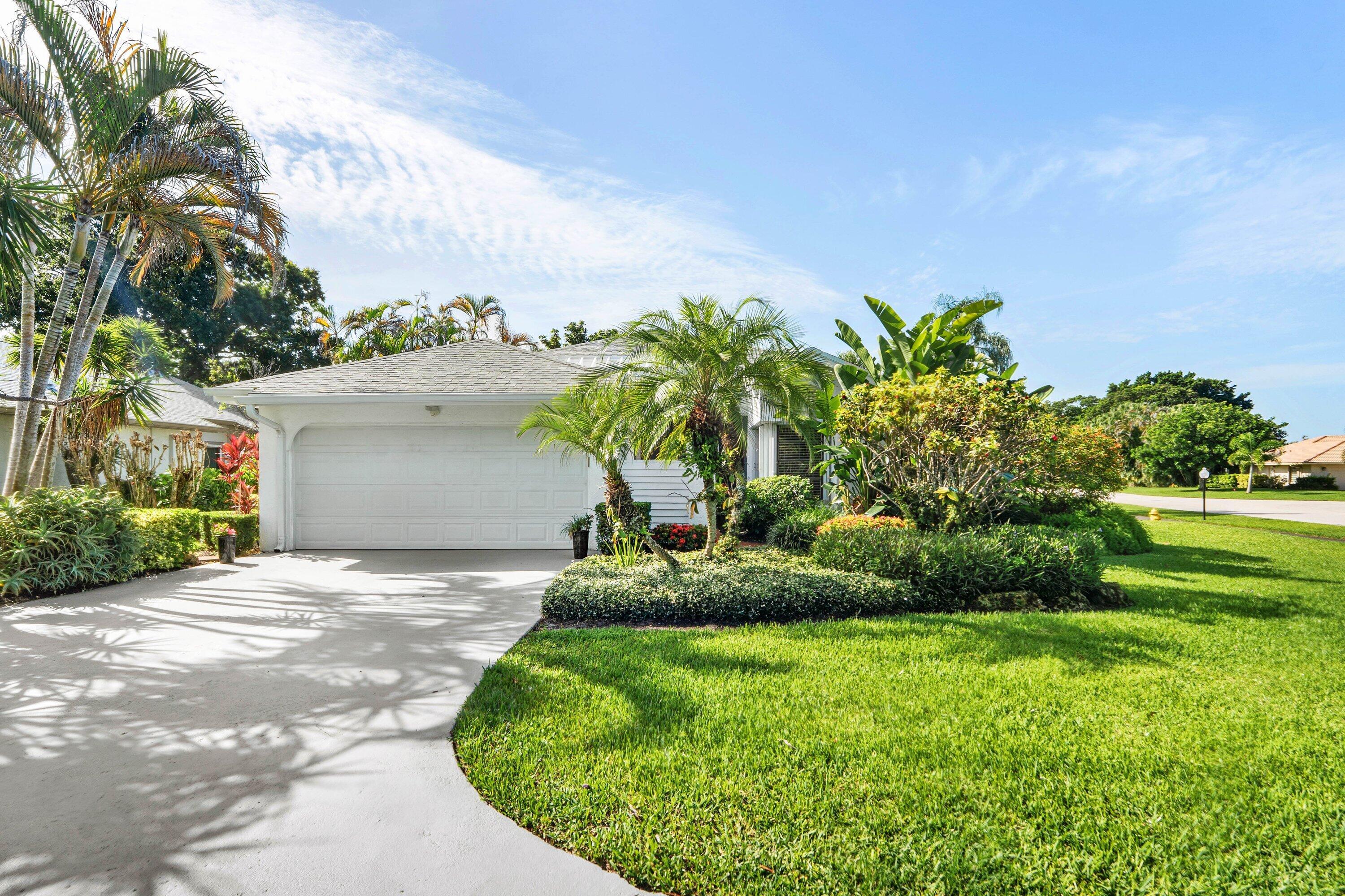 13120 Bonnette Drive, Palm Beach Gardens, FL 33418, Palm Beach Gardens - Photo 2