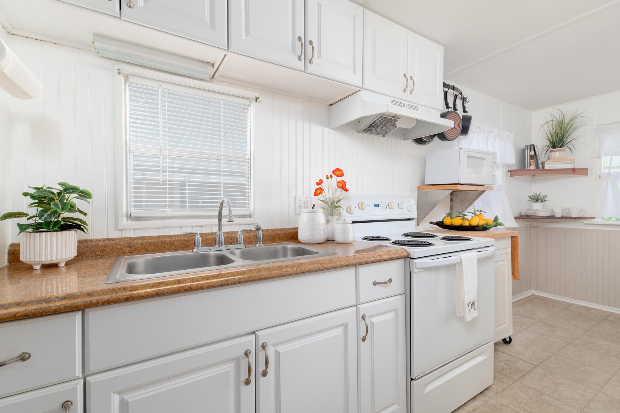 10885 SE Federal Hwy 32 Highway, Hobe Sound, FL 33455, Hobe Sound - Photo 4