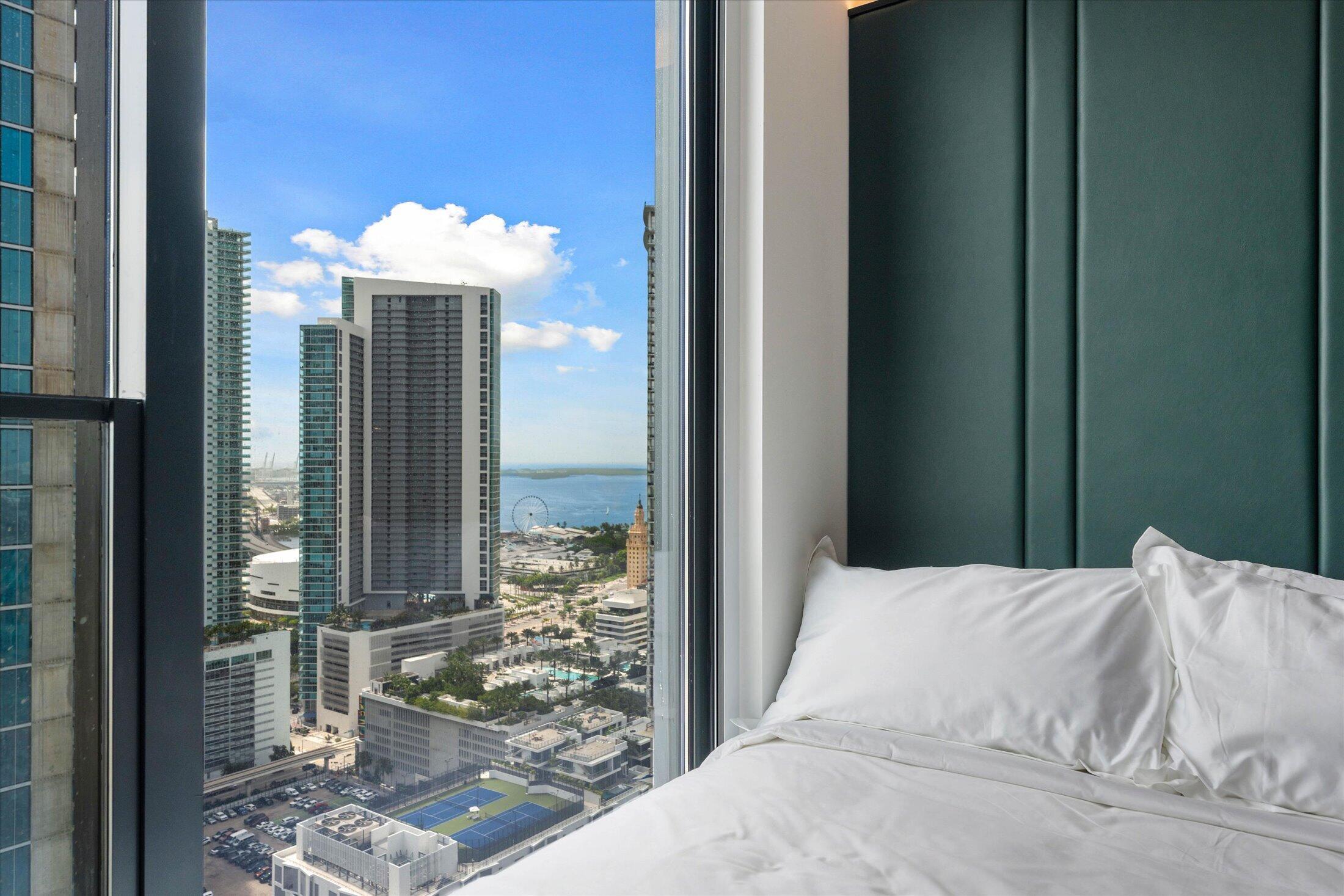 20 NE 11th Street EXPH06A, Miami, FL 33132, Miami - Photo 3
