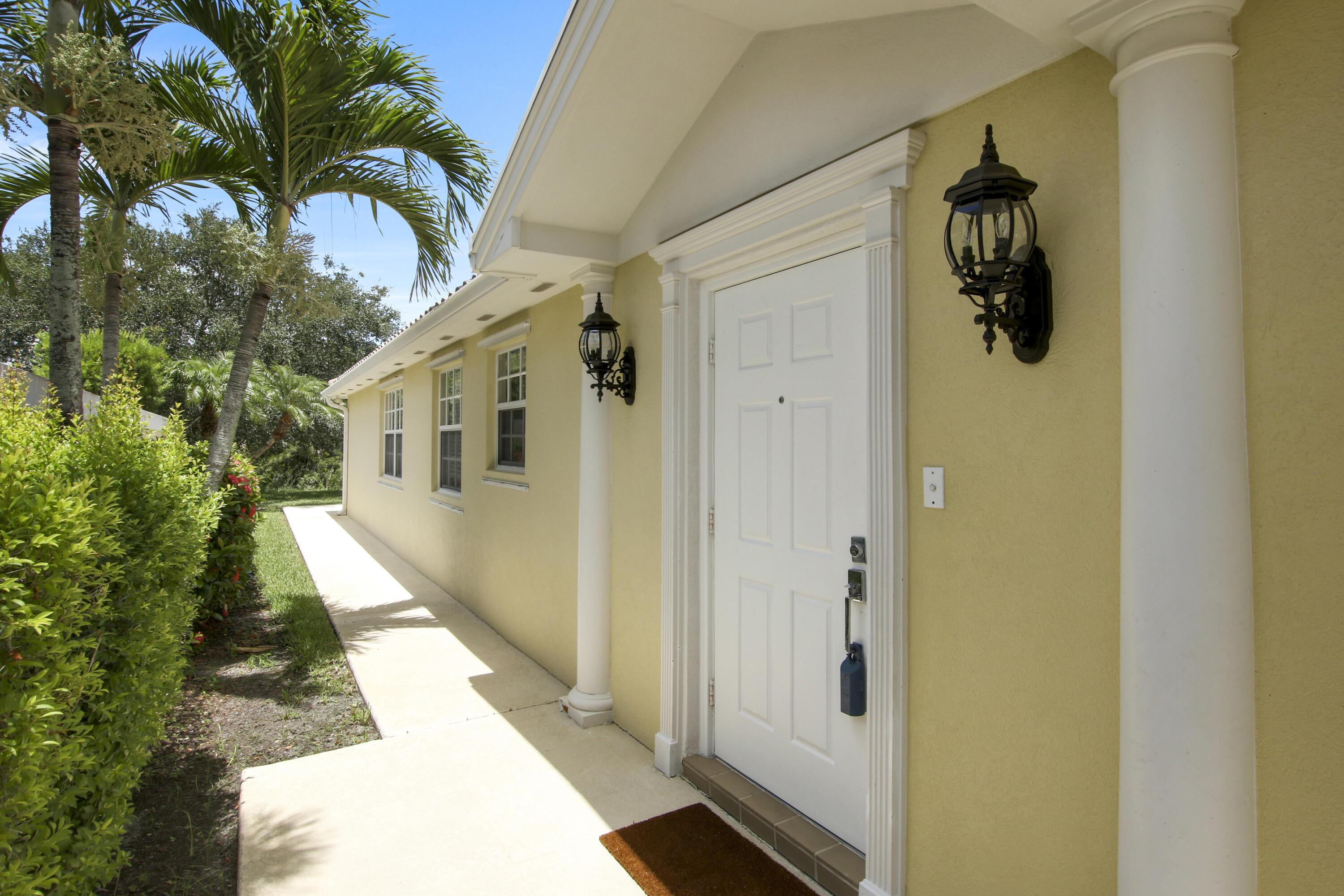 10870 SW Dardanelle Drive, Port St. Lucie, FL 34987, Port St. Lucie - Photo 3
