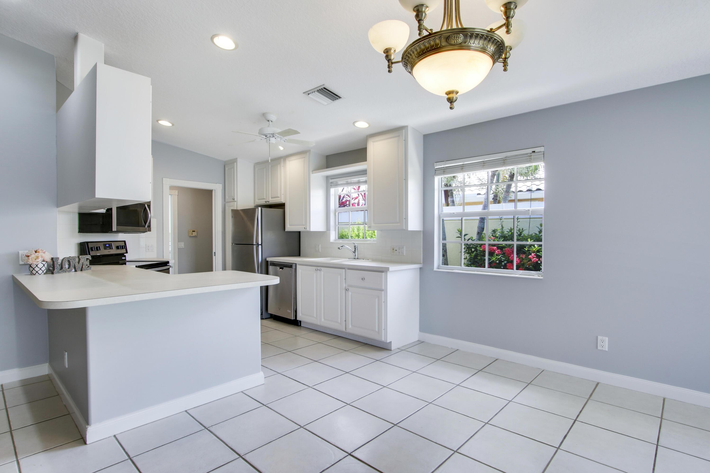 10870 SW Dardanelle Drive, Port St. Lucie, FL 34987, Port St. Lucie - Photo 5