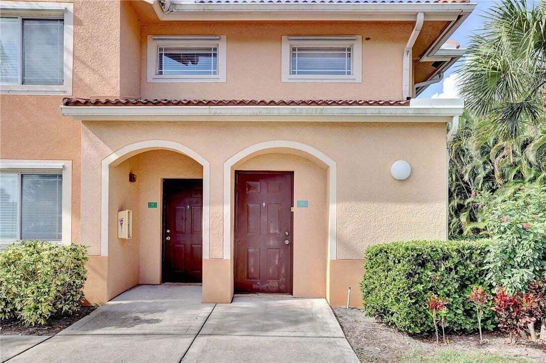 231 SW PALM Drive 207, Port St. Lucie, FL 34986, Port St. Lucie