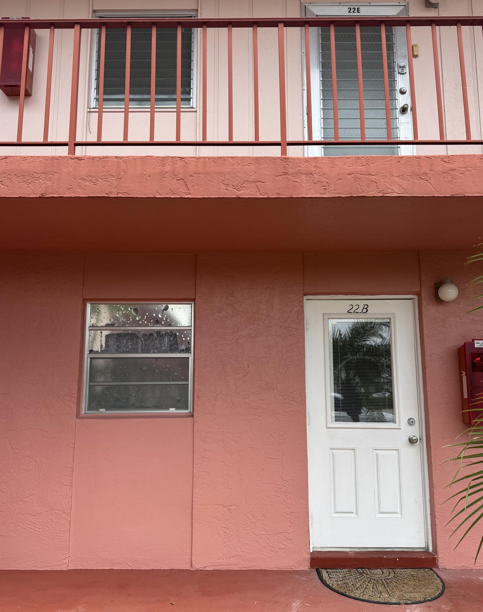 22 GOLFS EDGE B, West Palm Beach, FL 33417, West Palm Beach
