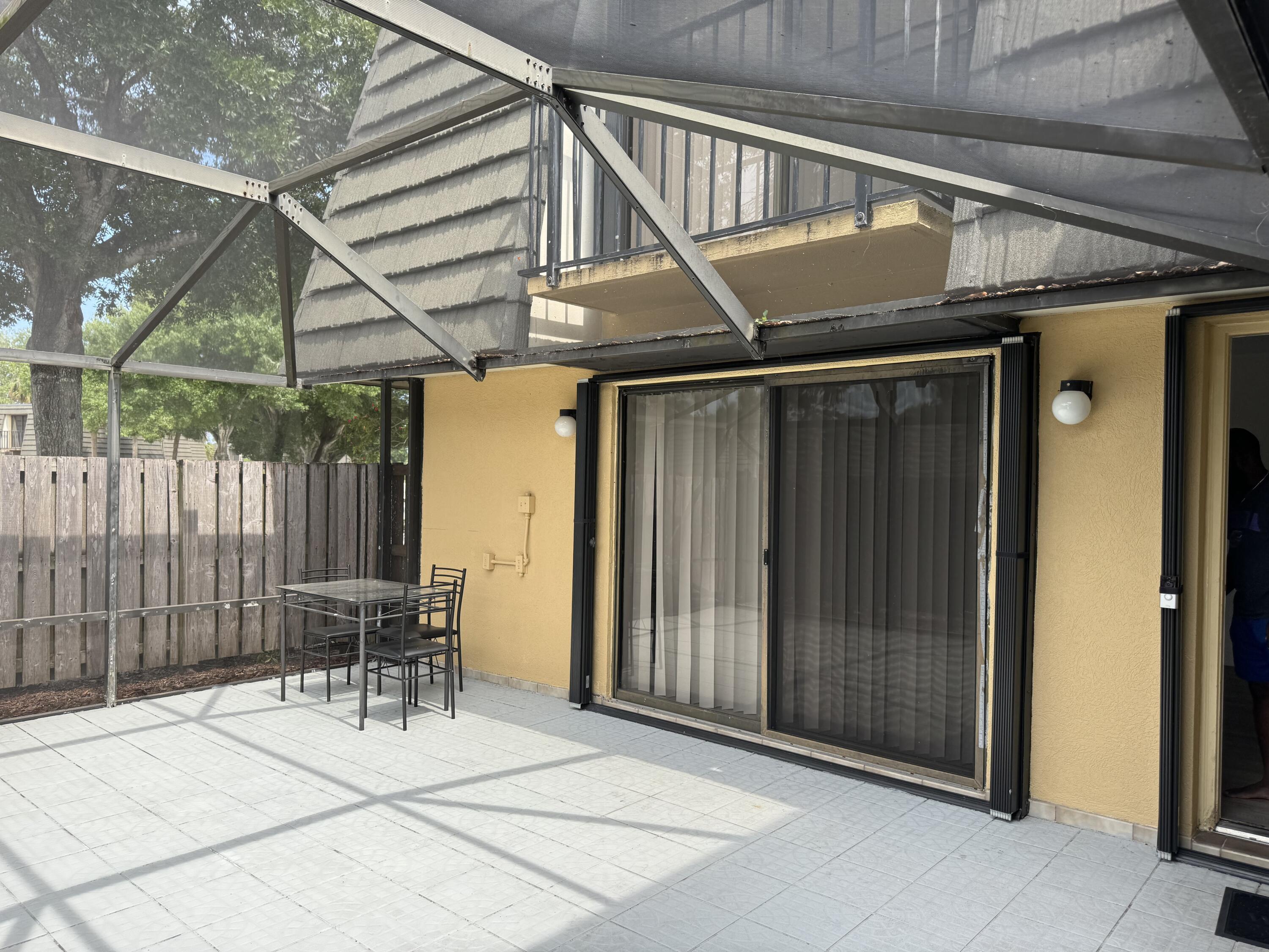 1801 18TH Way, West Palm Beach, FL 33407, West Palm Beach - Photo 2
