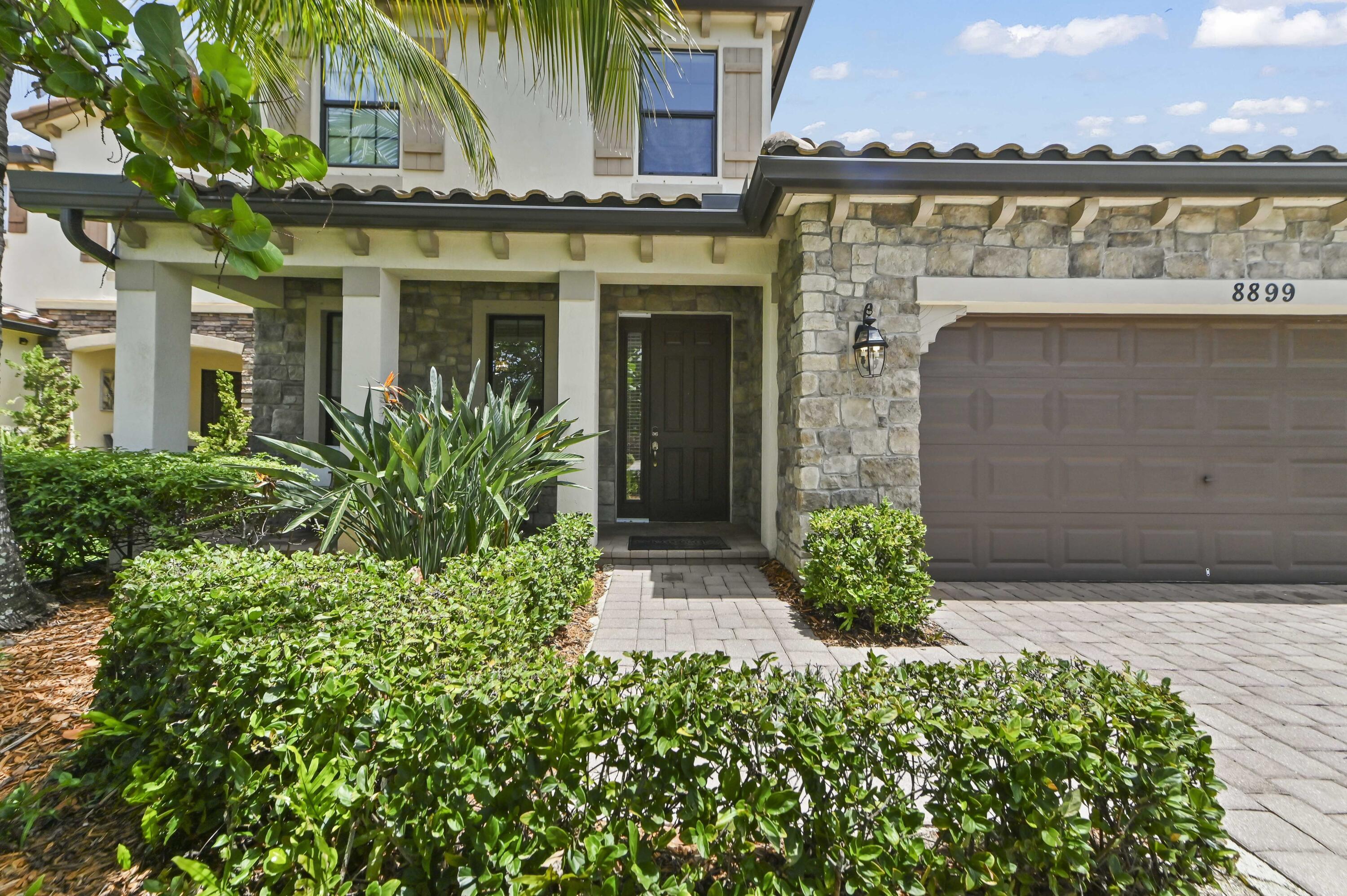 8899 WILLOW COVE Lane, Lake Worth, FL 33467, Lake Worth - Photo 5