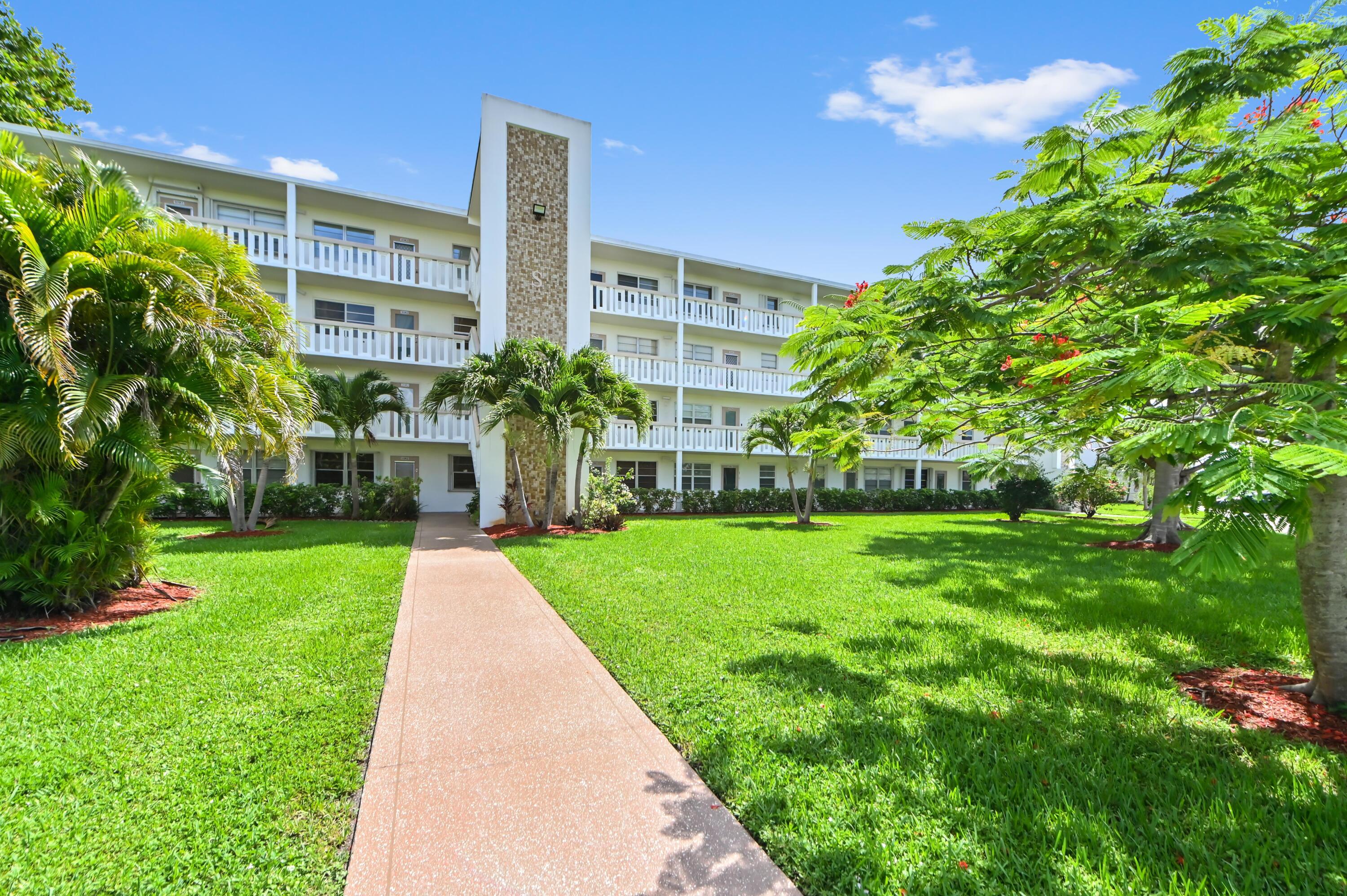 4087 Newport S, Deerfield Beach, FL 33442, Deerfield Beach - Photo 4