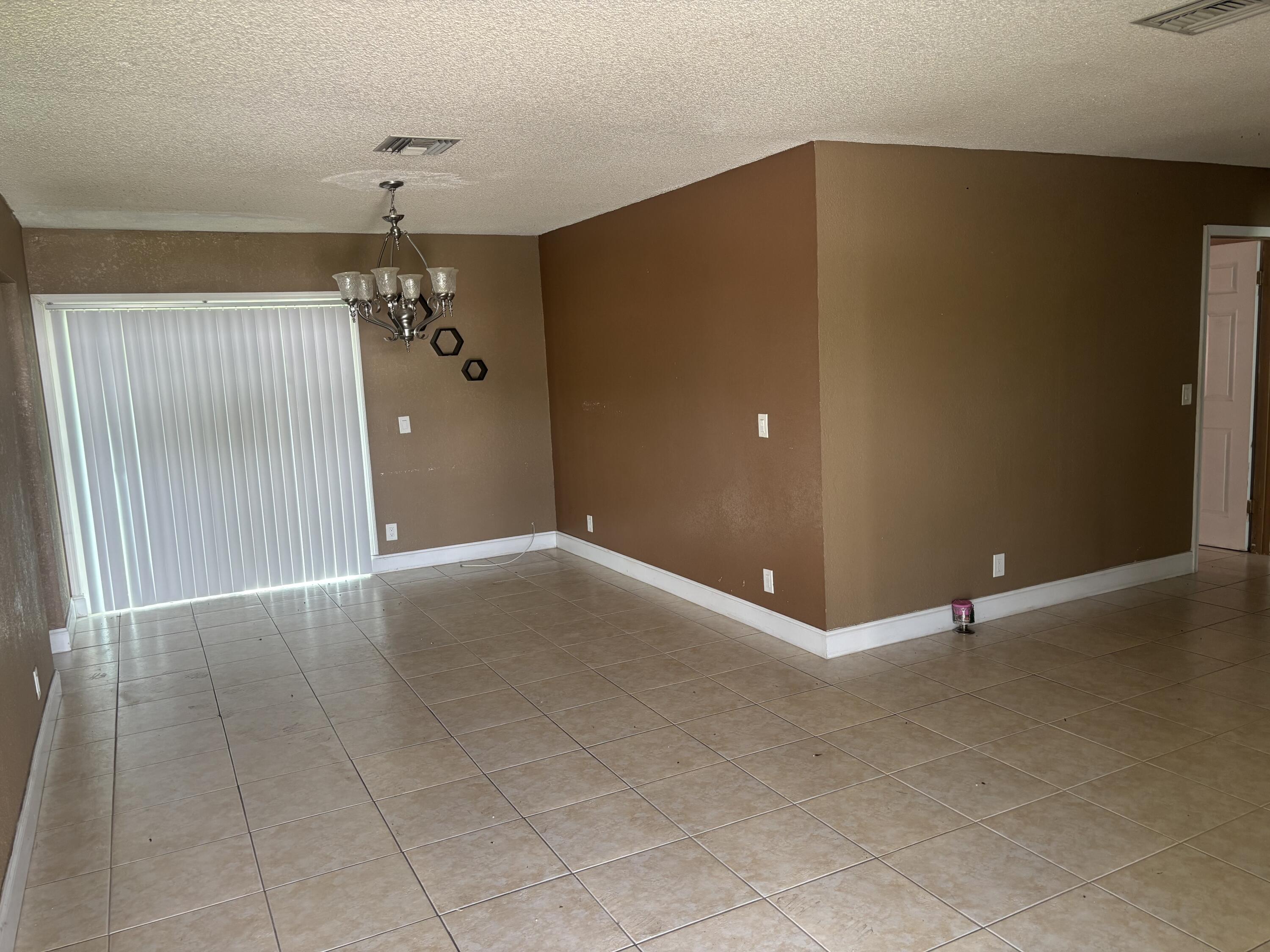 1250 SW 5TH Terrace, Deerfield Beach, FL 33441, Deerfield Beach - Photo 4