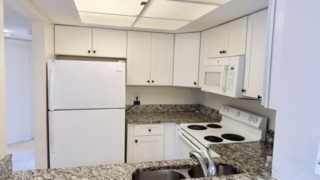 1520 SE Royal Green Circle 206, Port St. Lucie, FL 34952, Port St. Lucie - Photo 2