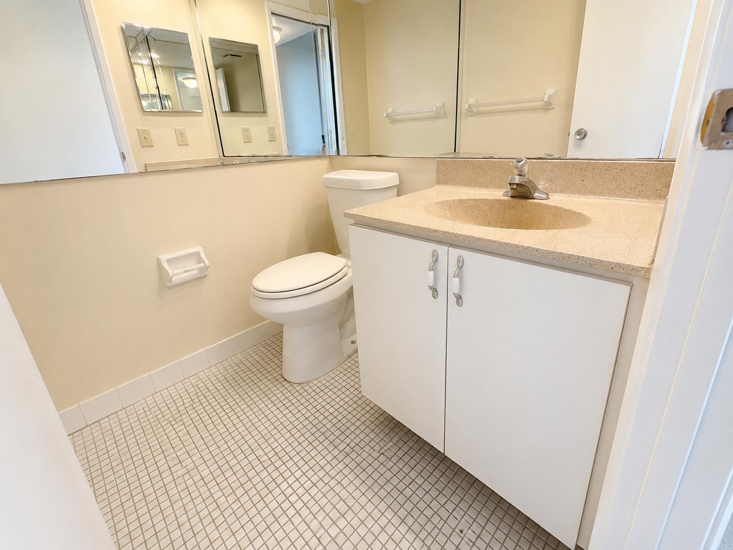 3520 Oaks Way 402, Pompano Beach, FL 33069, Pompano Beach - Photo 5