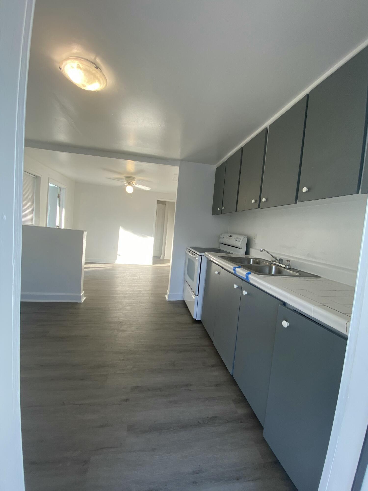 429 N 14th Street B, Fort Pierce, FL 34950, Fort Pierce - Photo 5