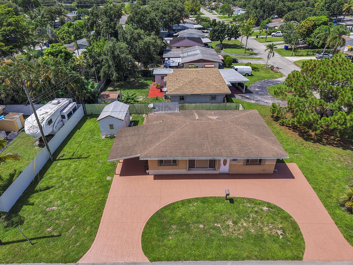 2100 N 57TH Avenue, Hollywood, FL 33021, Hollywood - Photo 2