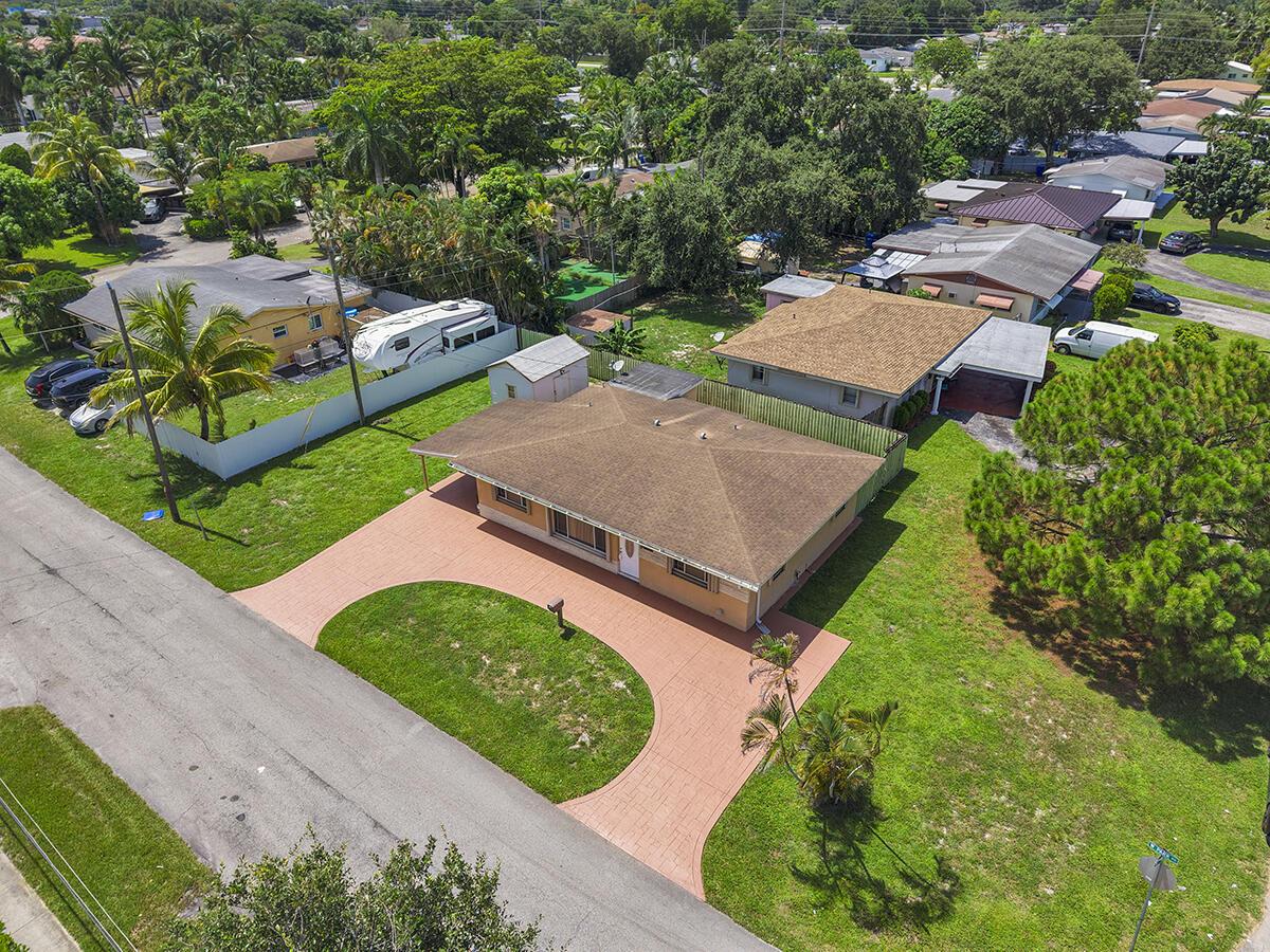 2100 N 57TH Avenue, Hollywood, FL 33021, Hollywood - Photo 5