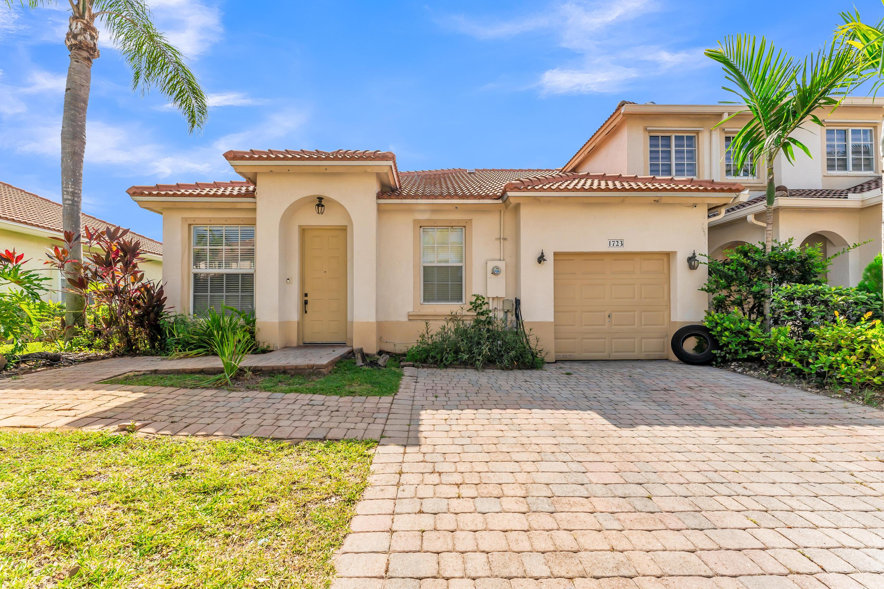 1723 NW 78TH Way 1723, Pembroke Pines, FL 33024, Pembroke Pines - Photo 4