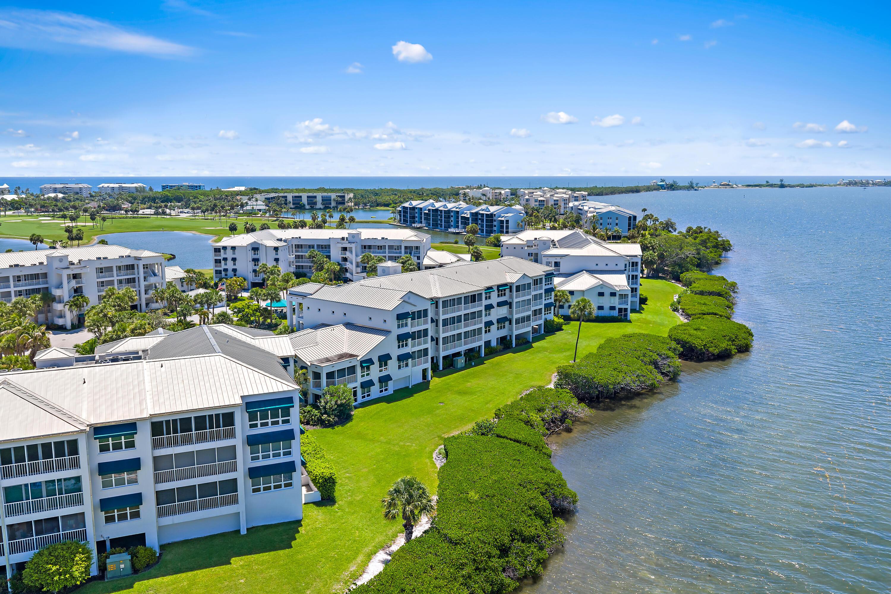 164 NE Edgewater Drive 2103, Stuart, FL 34996, Stuart