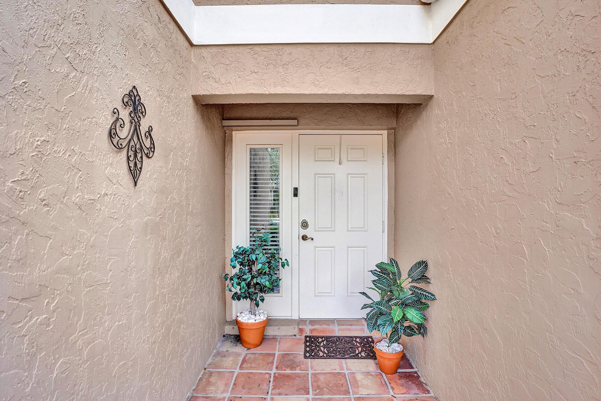 4941 Riverside Drive, Coral Springs, FL 33067, Coral Springs - Photo 4