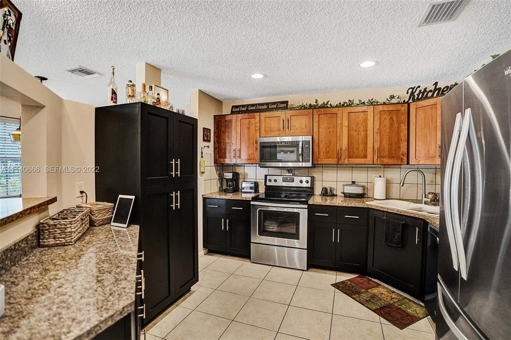 4941 Riverside Drive, Coral Springs, FL 33067, Coral Springs - Photo 5